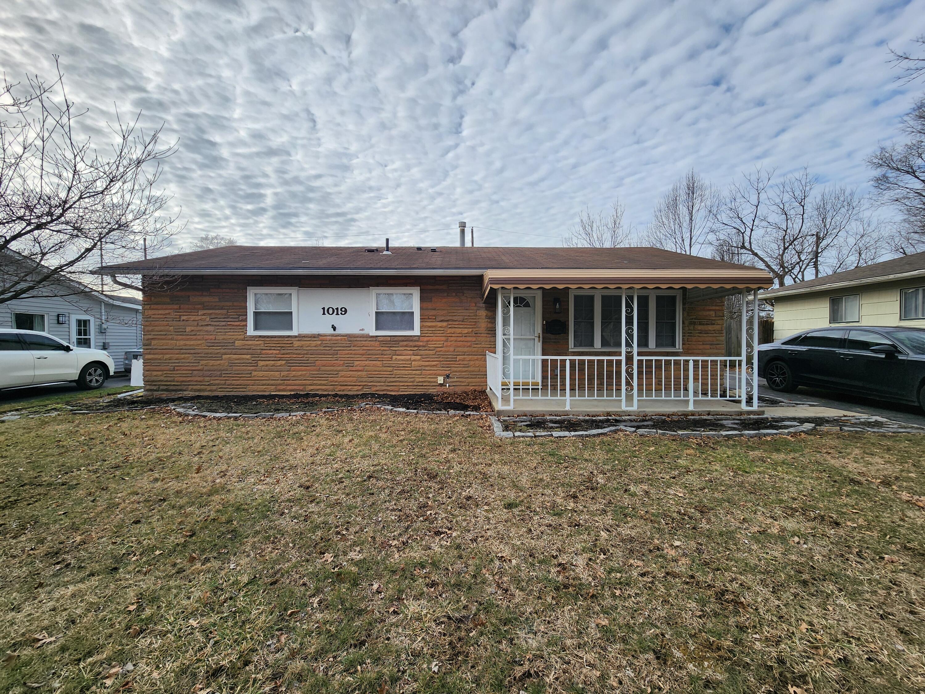 1019 Cottingham Road Property Photo 1