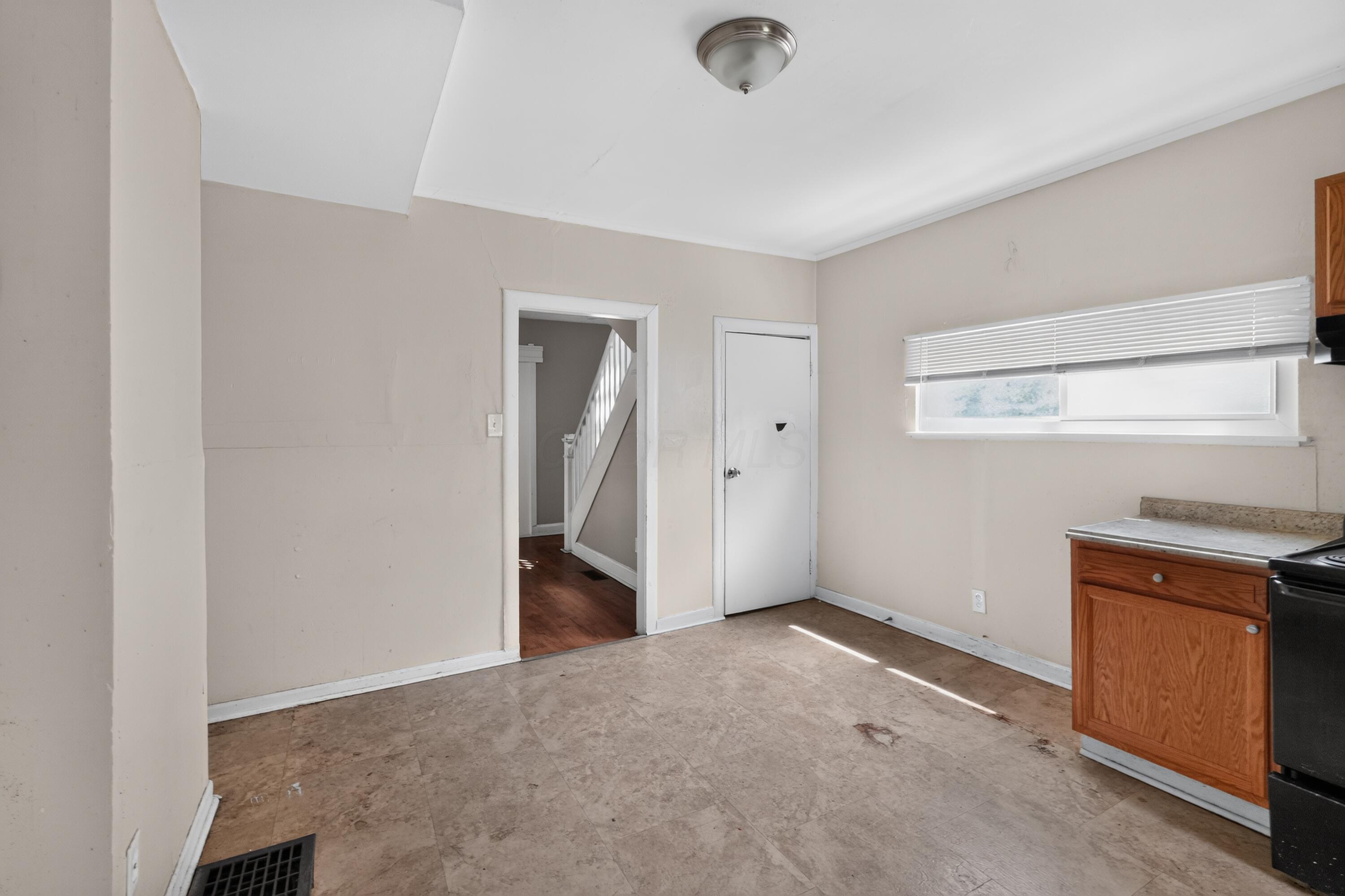 1951 Aberdeen Avenue Property Photo 7