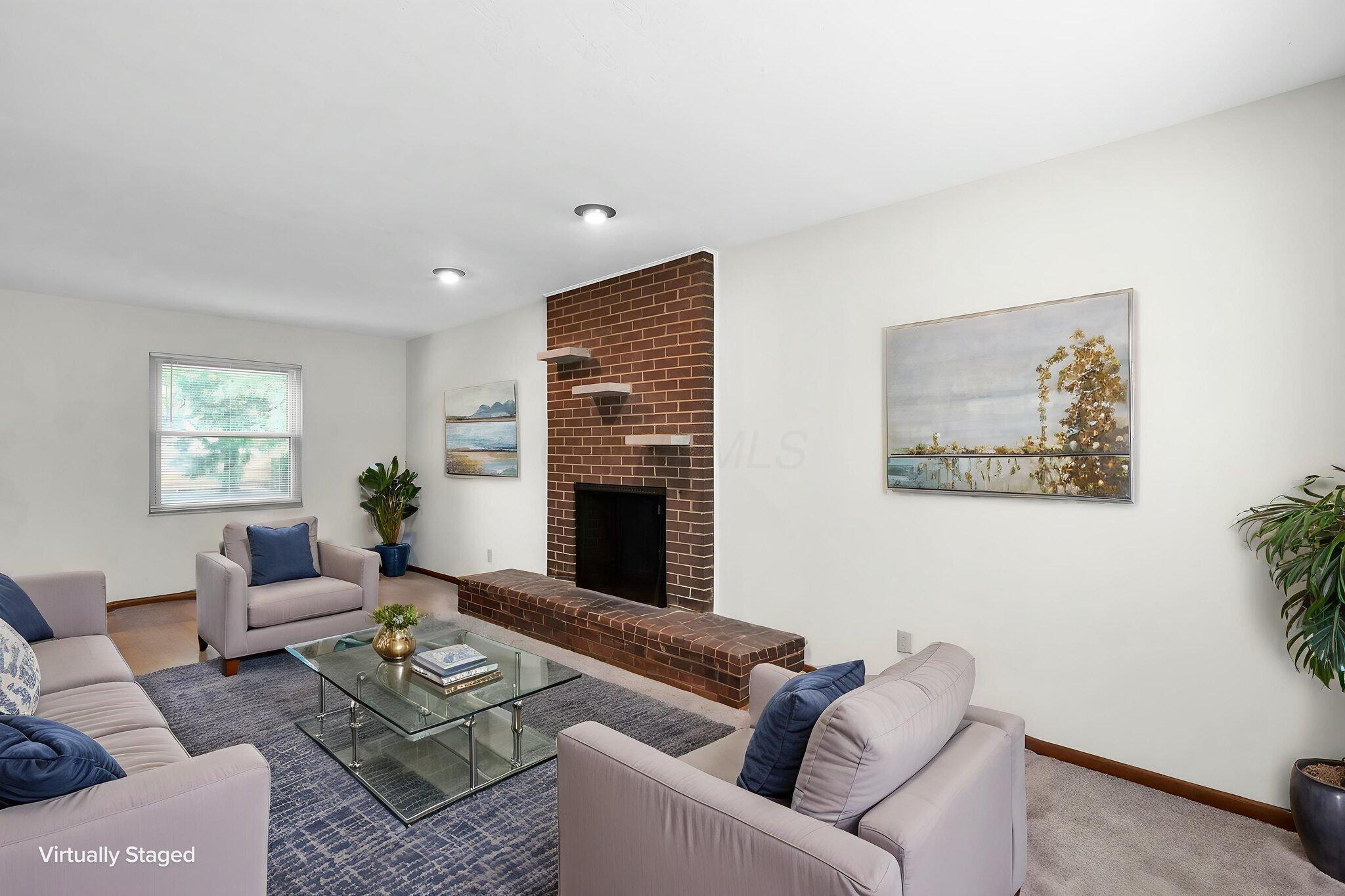 424 Lorraine Drive Property Photo 4