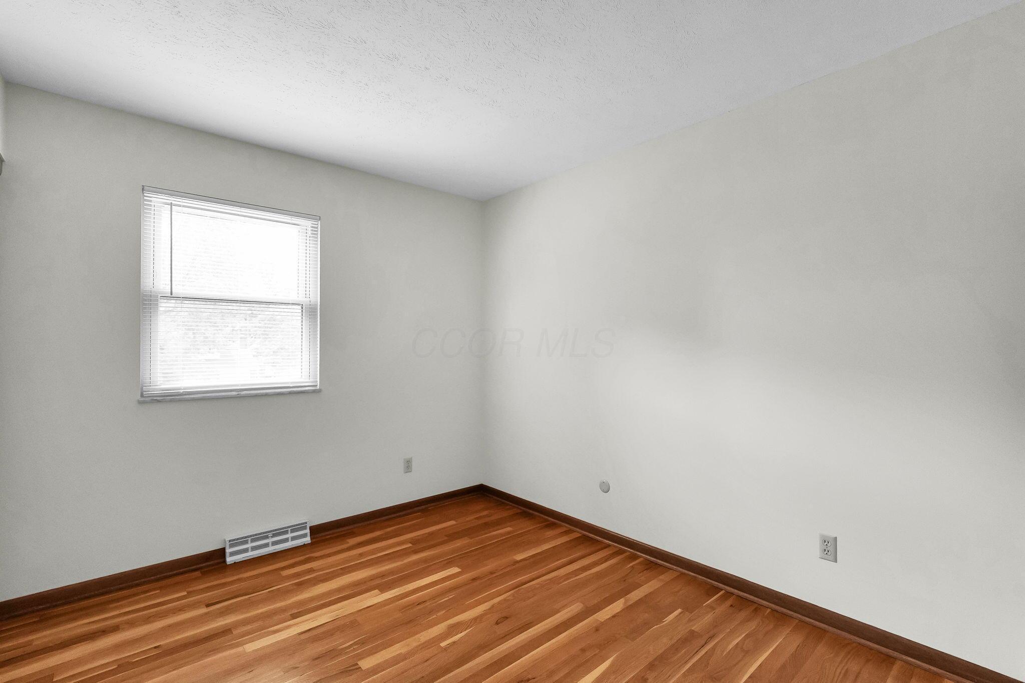 424 Lorraine Drive Property Photo 17