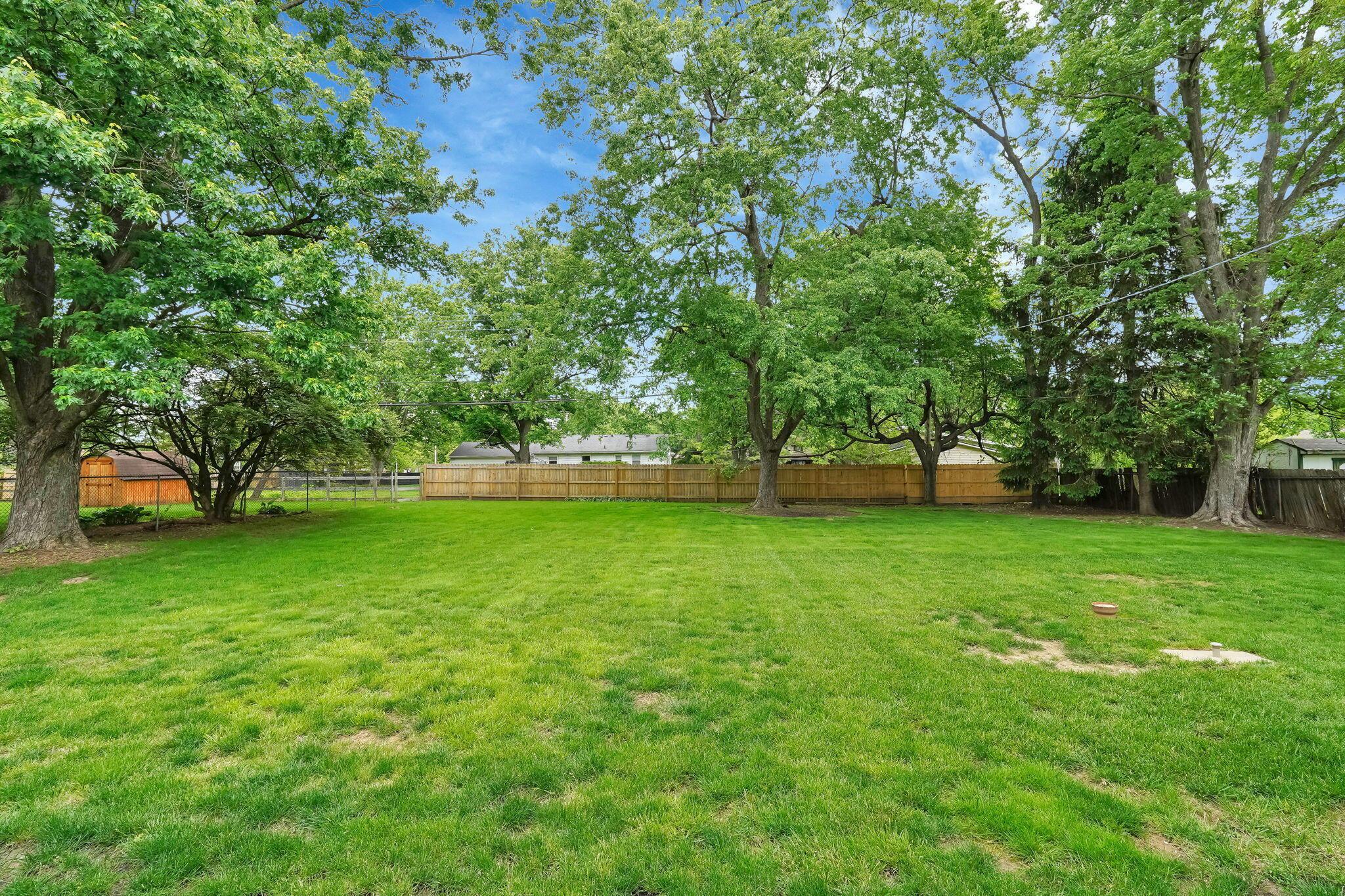 424 Lorraine Drive Property Photo 27