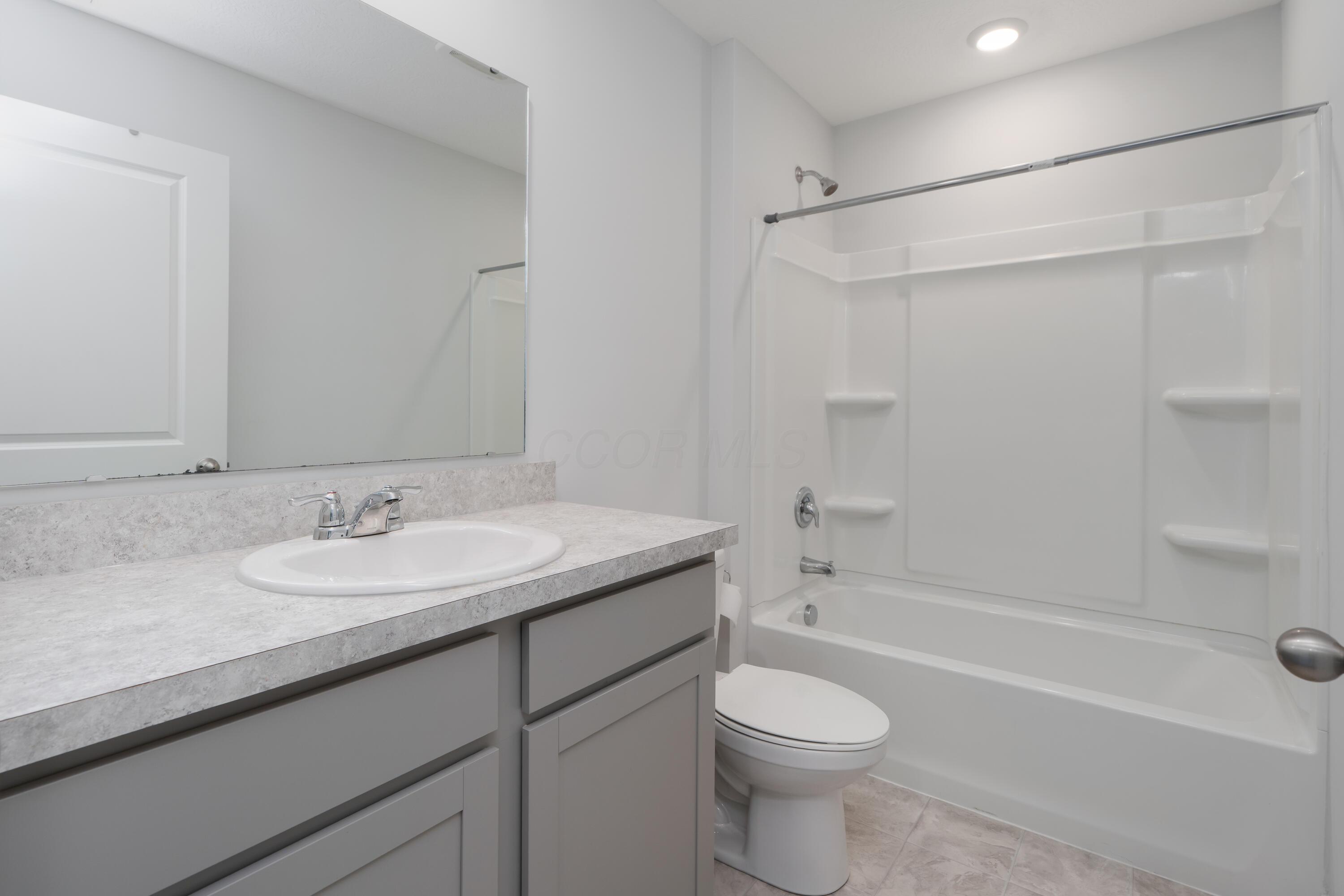 403 St James Property Photo 40