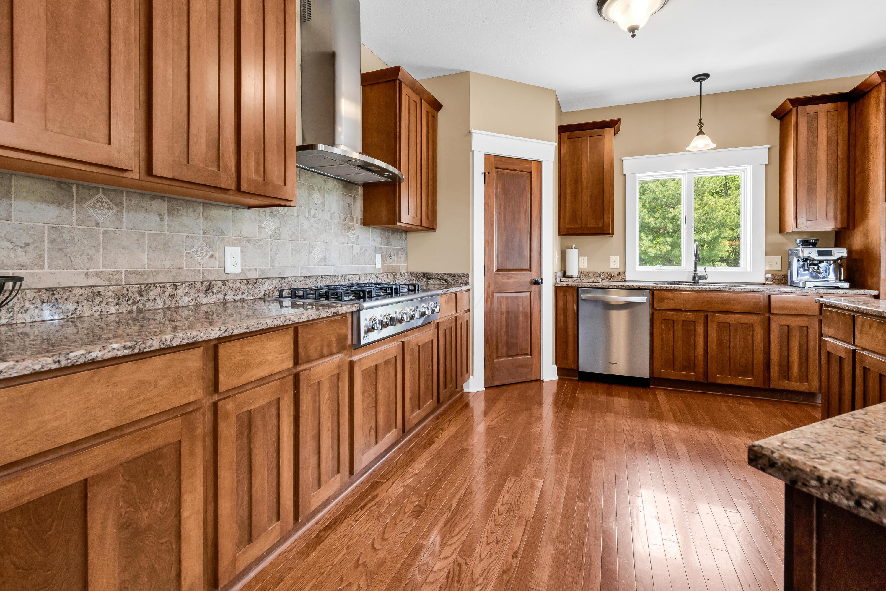 16689 Bailor Road Property Photo 19