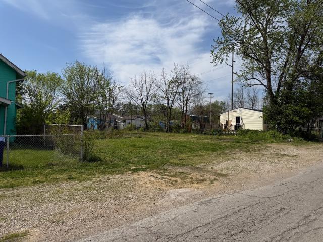 2183 Berrell Avenue Property Photo 3