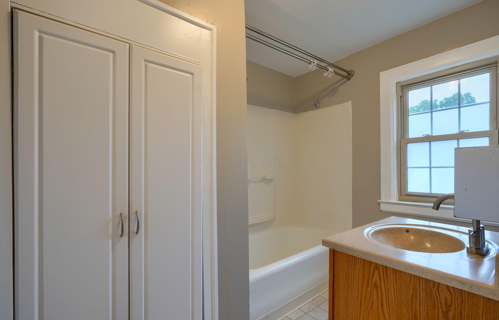 891 Vernon Road Property Photo 36