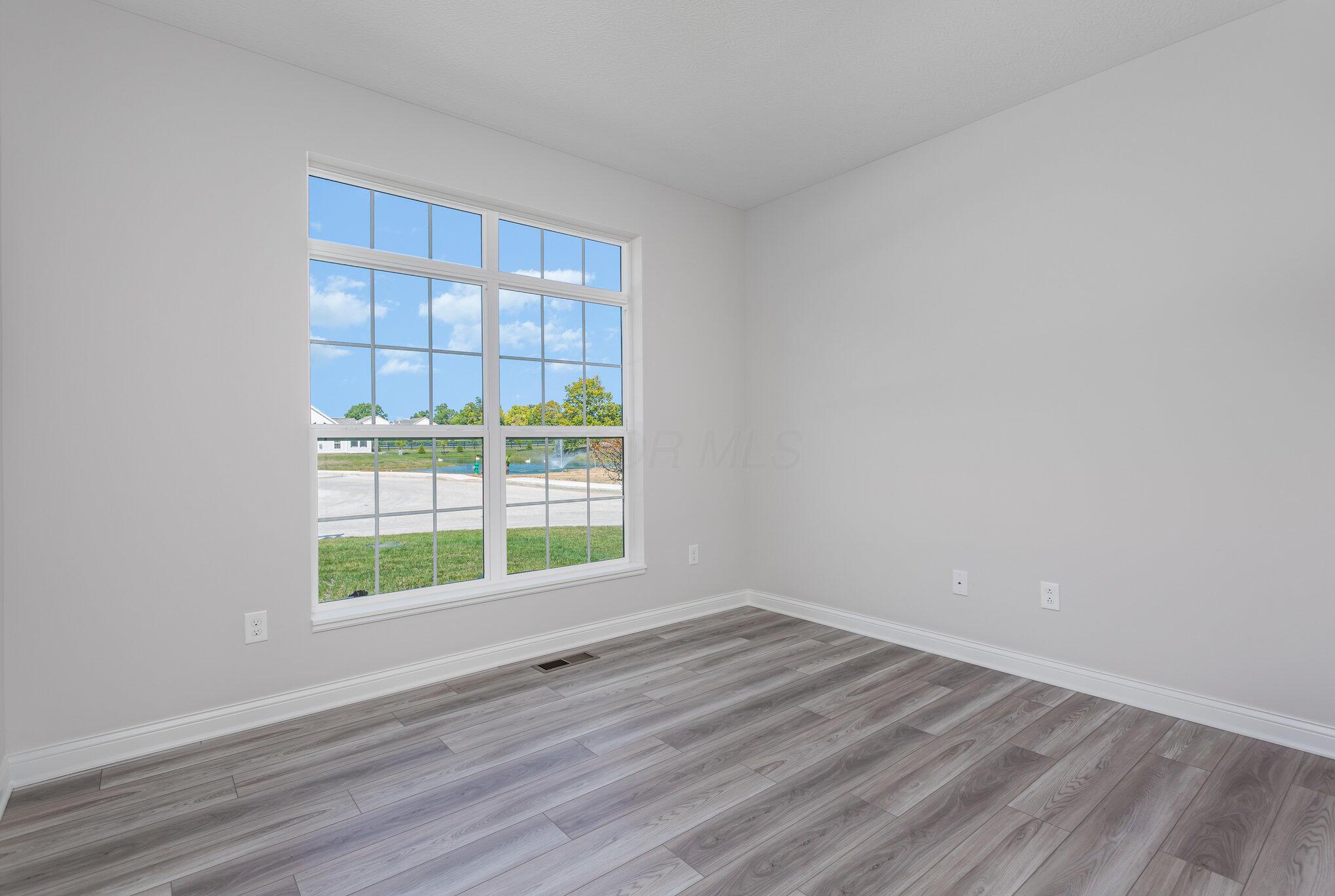 7663 Dulin Farms Drive Property Photo 8