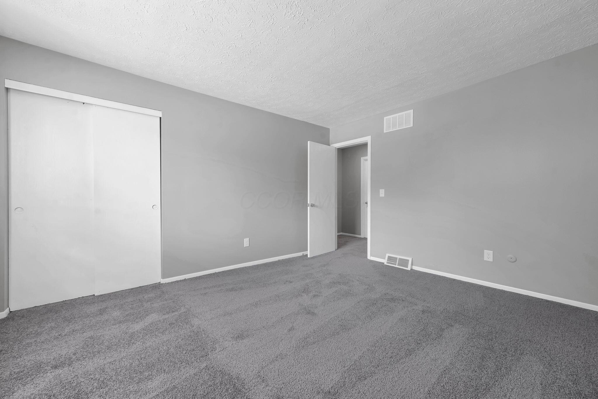 3083 Highcliff Court Property Photo 11
