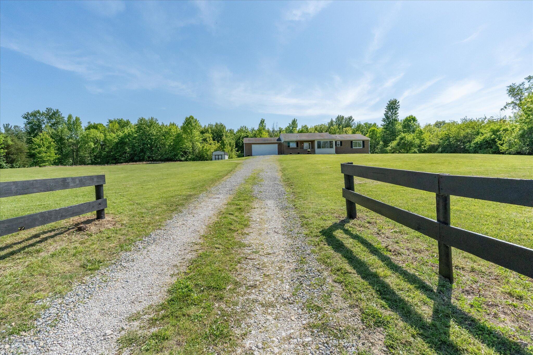 872 Jonesboro Road Property Photo 4