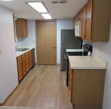 5564 Parkshire Drive Property Photo 6