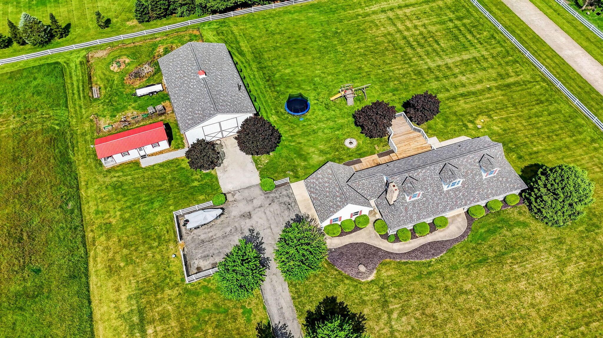 6685 Thomas Road Property Photo 1