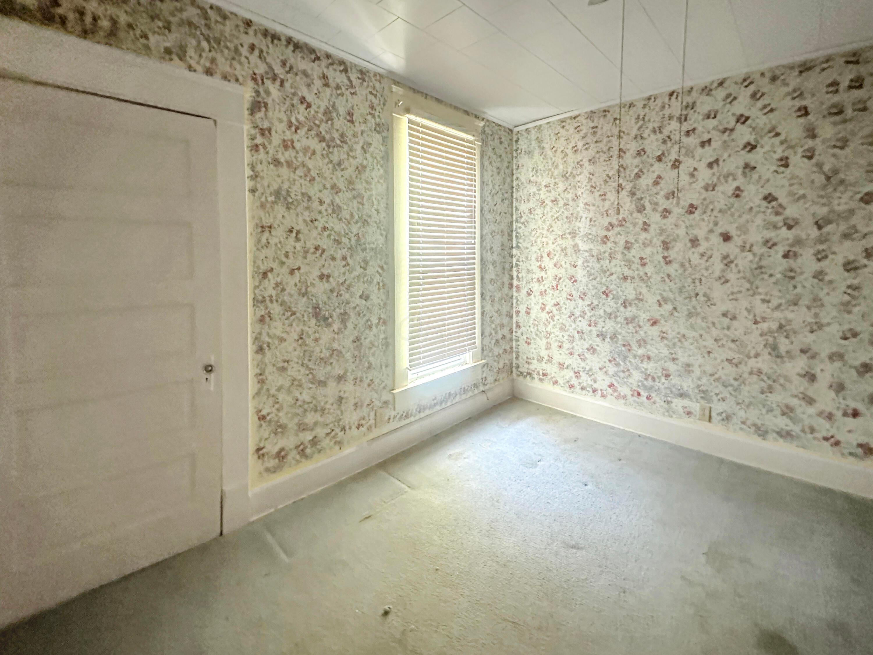 200 S Maple Heights Property Photo 17