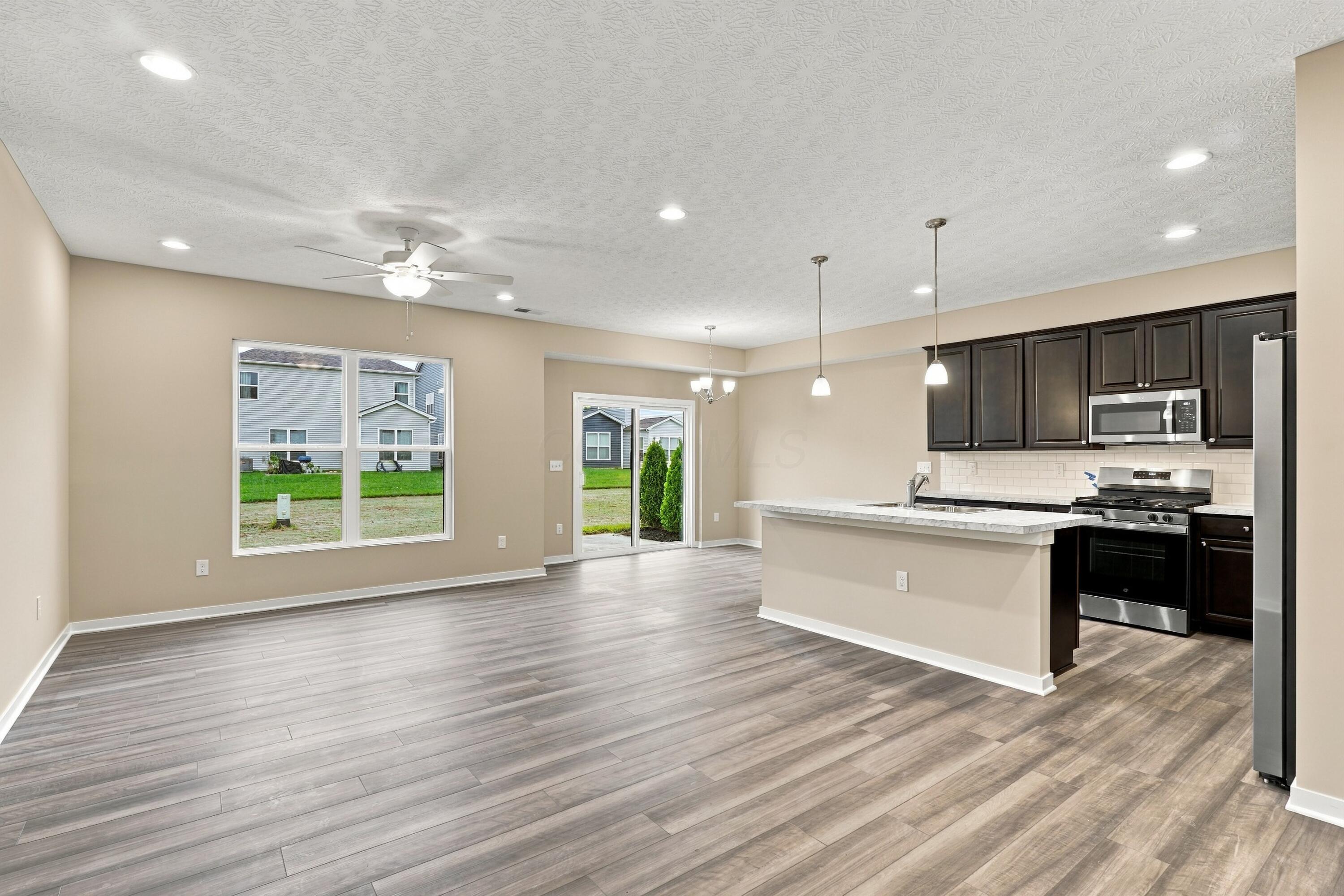 5688 Dutch Lane Property Photo 10