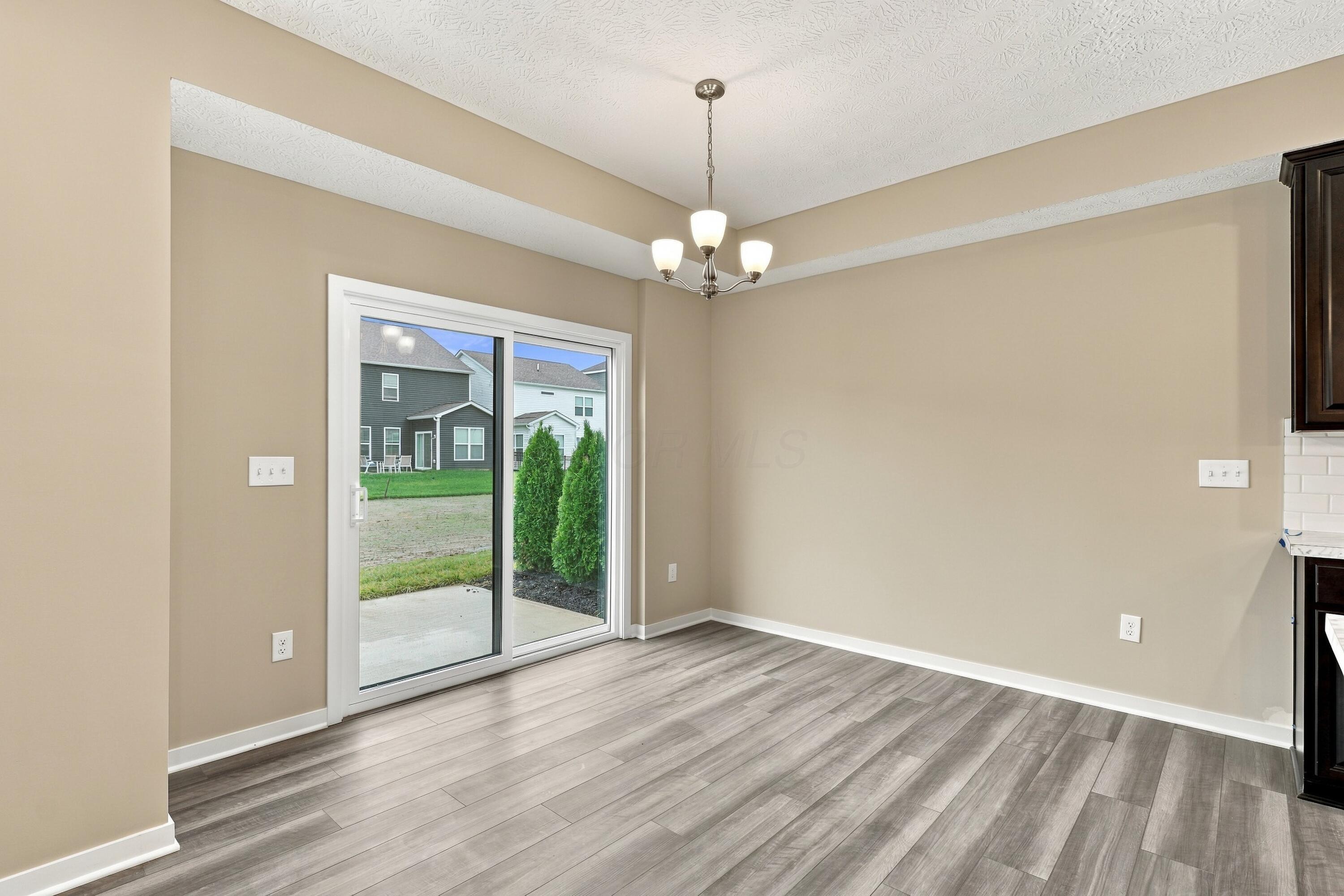 5688 Dutch Lane Property Photo 14