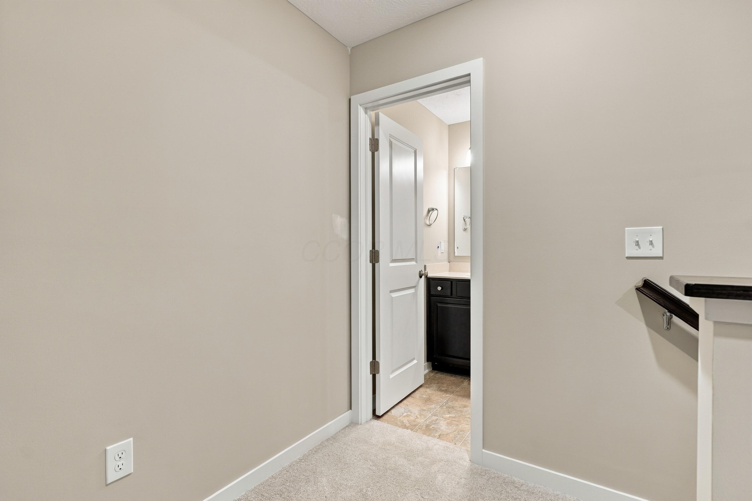 5688 Dutch Lane Property Photo 26