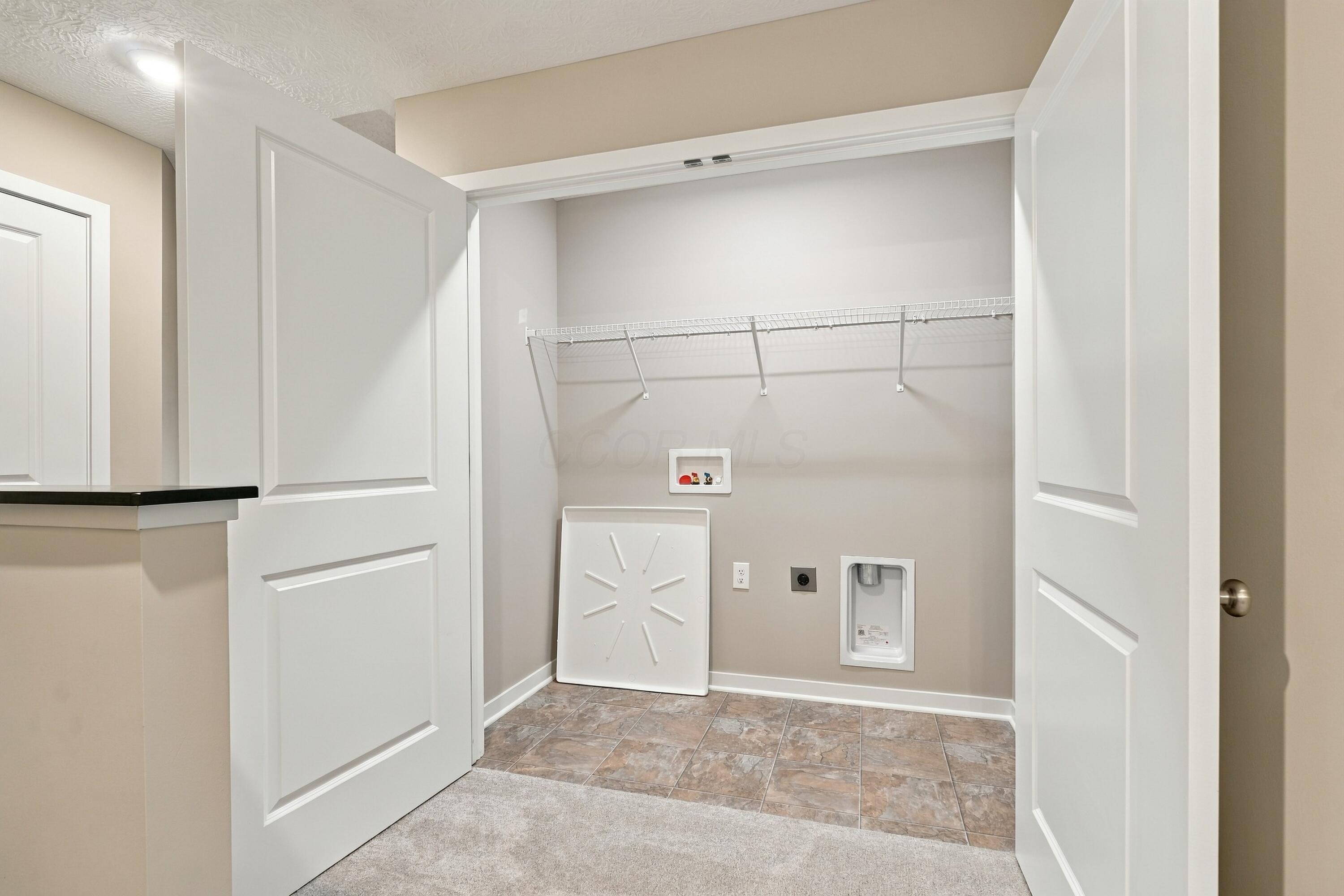 5688 Dutch Lane Property Photo 27