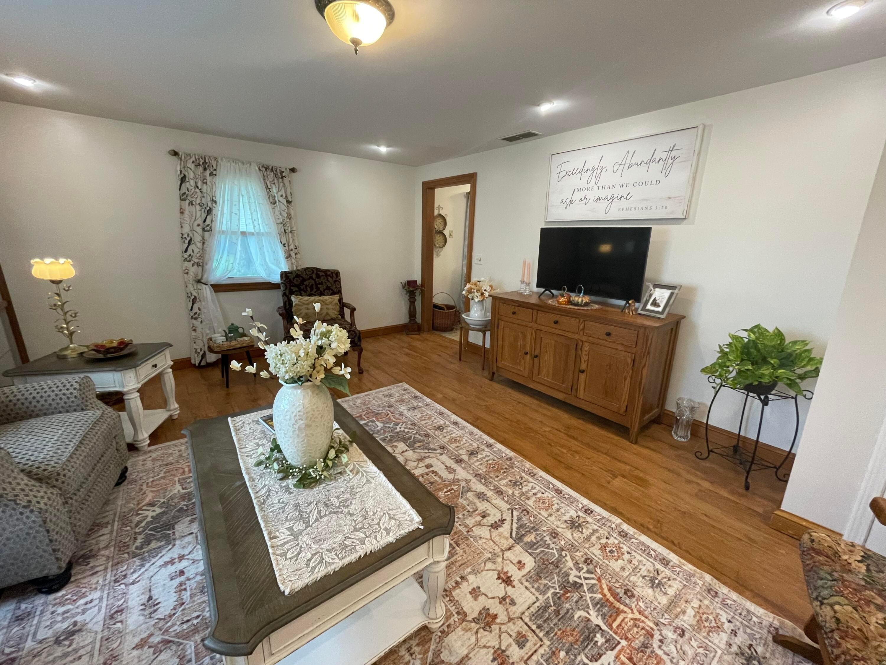 8188 Trimmer Road Property Photo 13