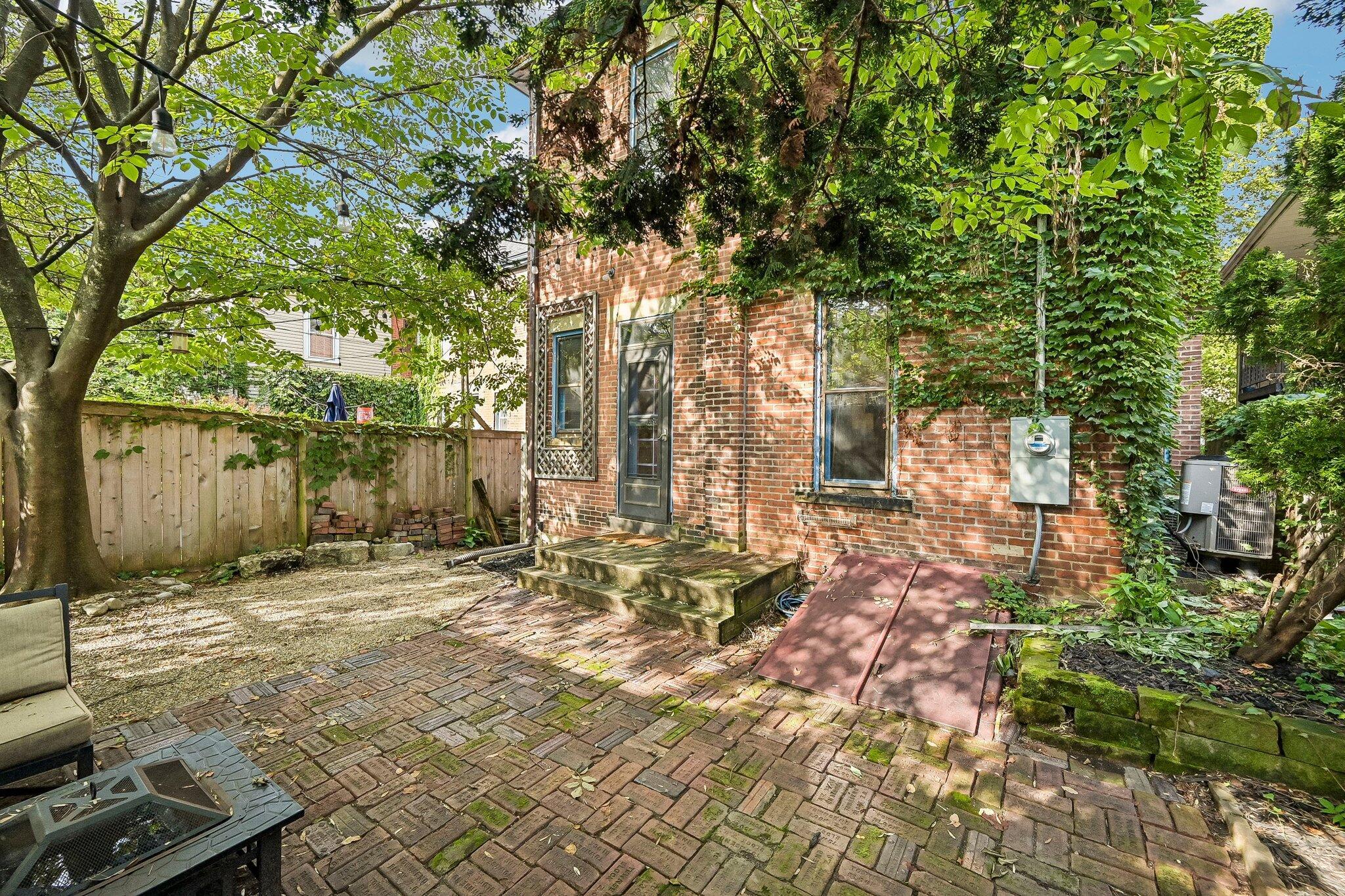 1300 Neil Avenue Property Photo 46