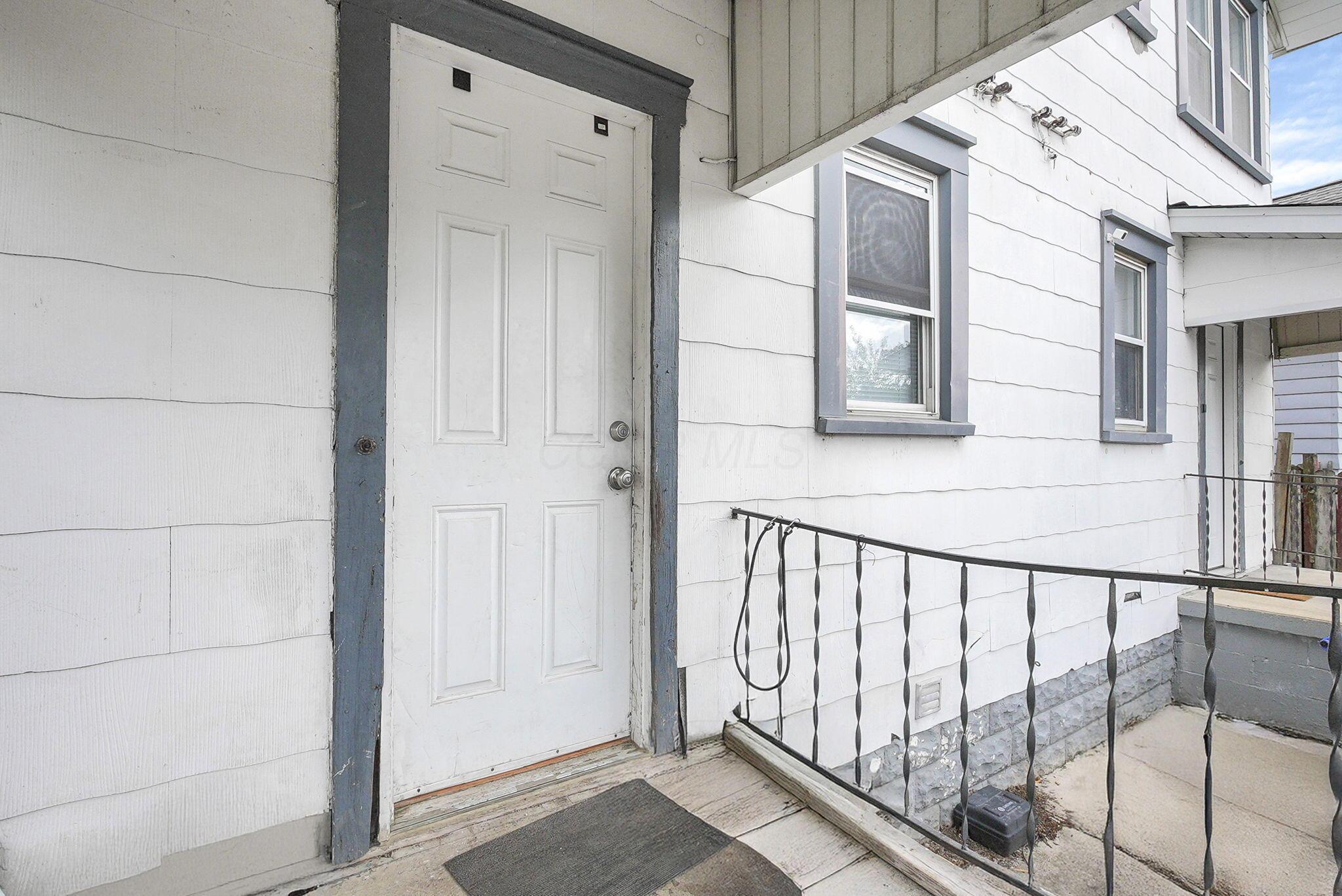 2741-2743 Steele Avenue Property Photo 10