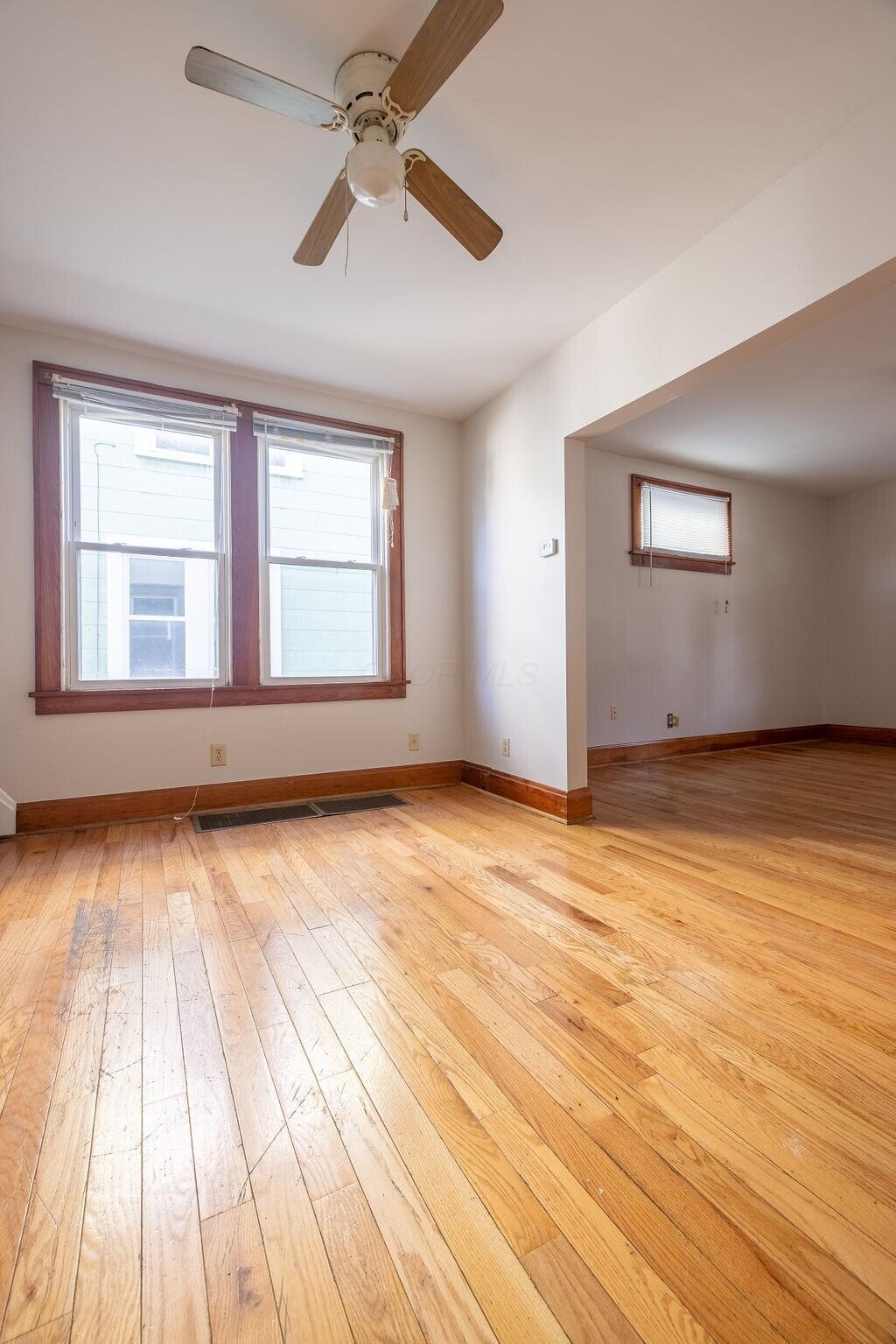 2741-2743 Steele Avenue Property Photo 14