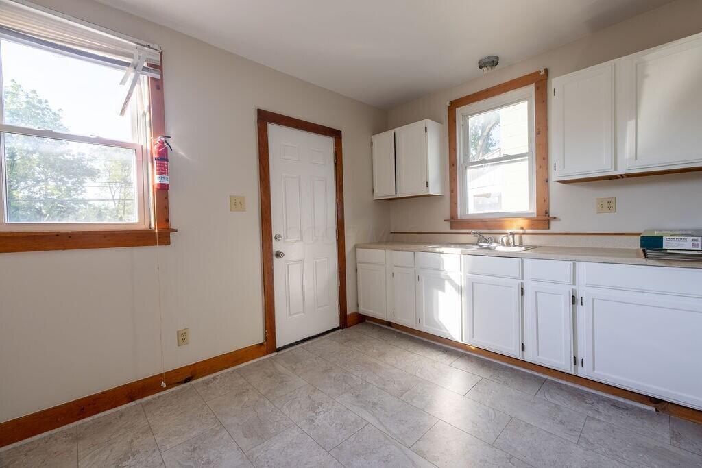 2741-2743 Steele Avenue Property Photo 16