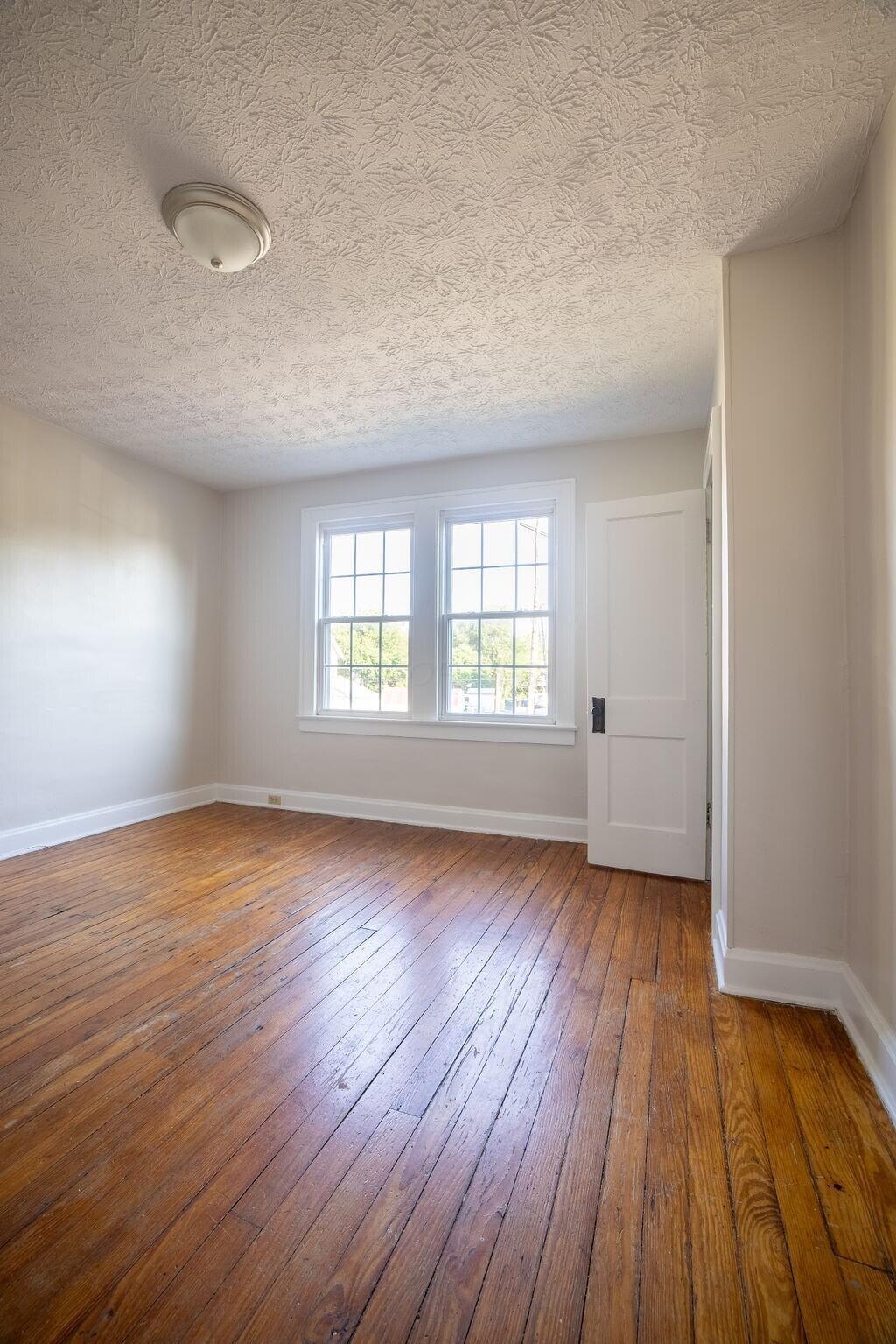 2741-2743 Steele Avenue Property Photo 25