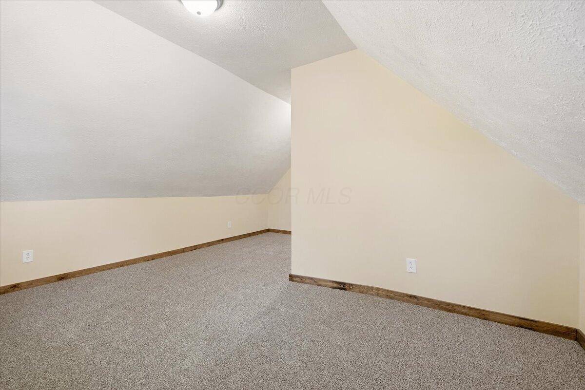 302 N Main Street Property Photo 26