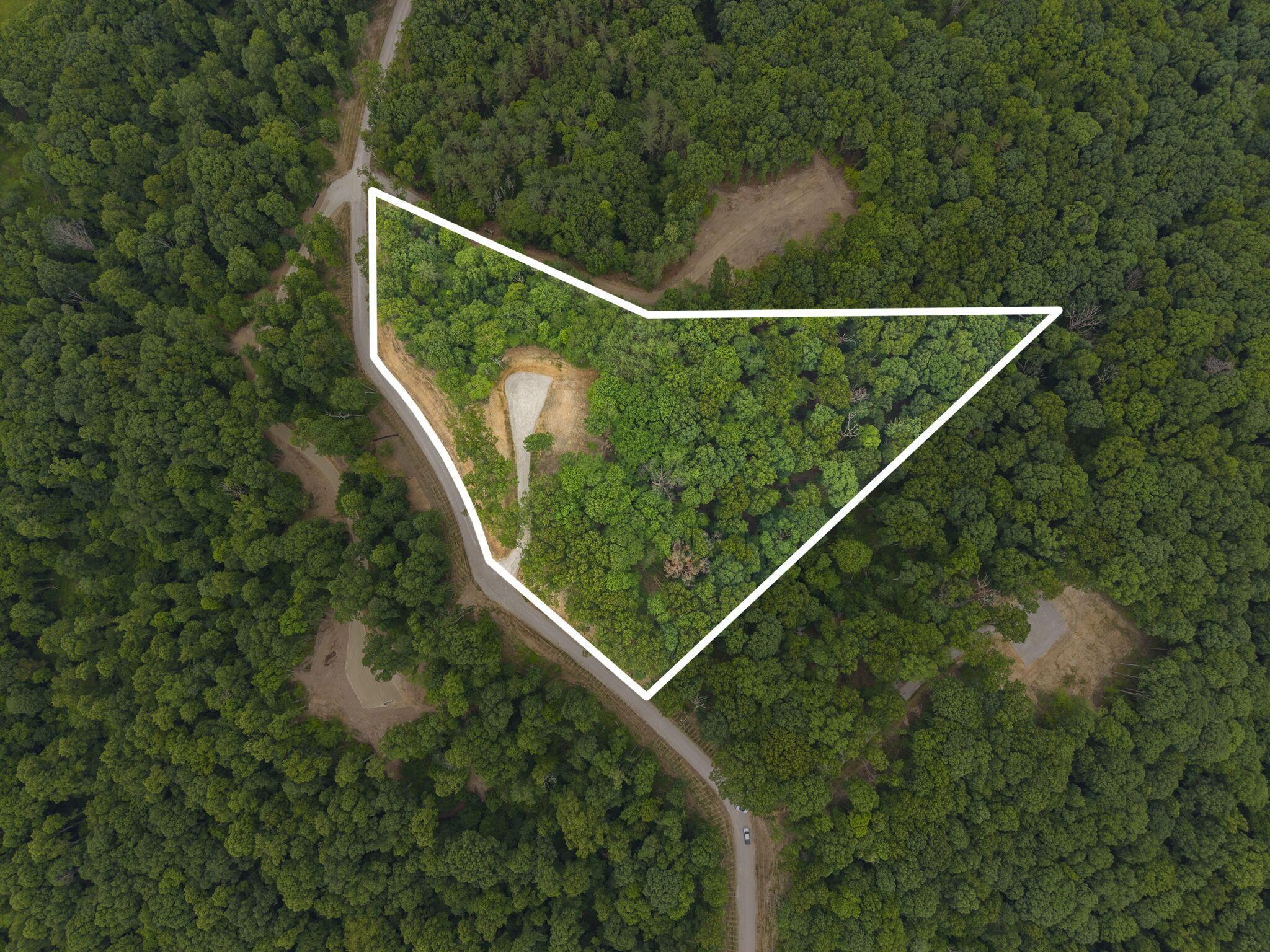 18573 Huggins Road Property Photo 3