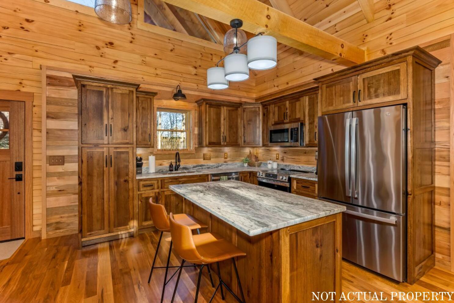 18573 Huggins Road Property Photo 9