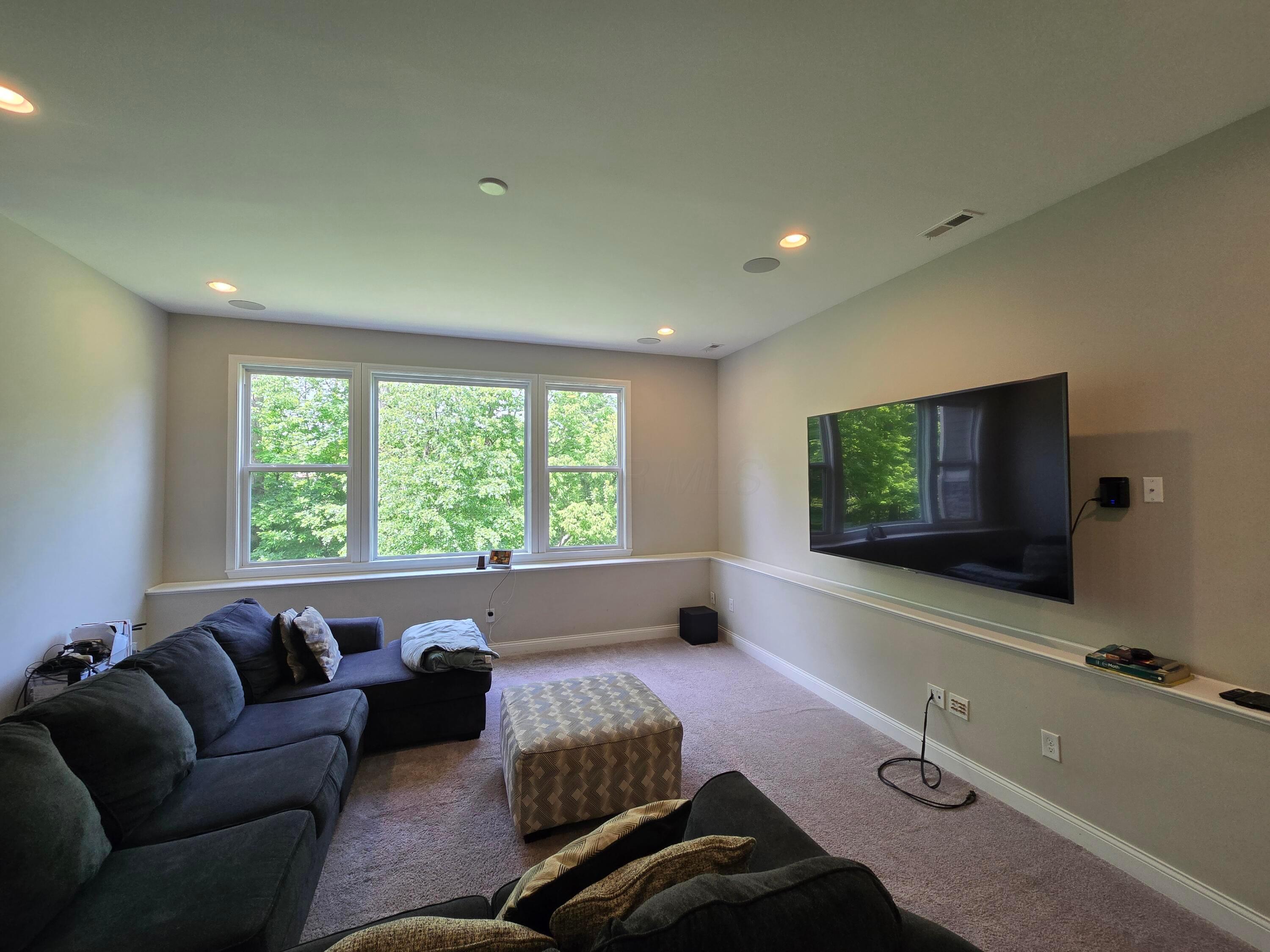819 Kelburn Lane Property Photo 75