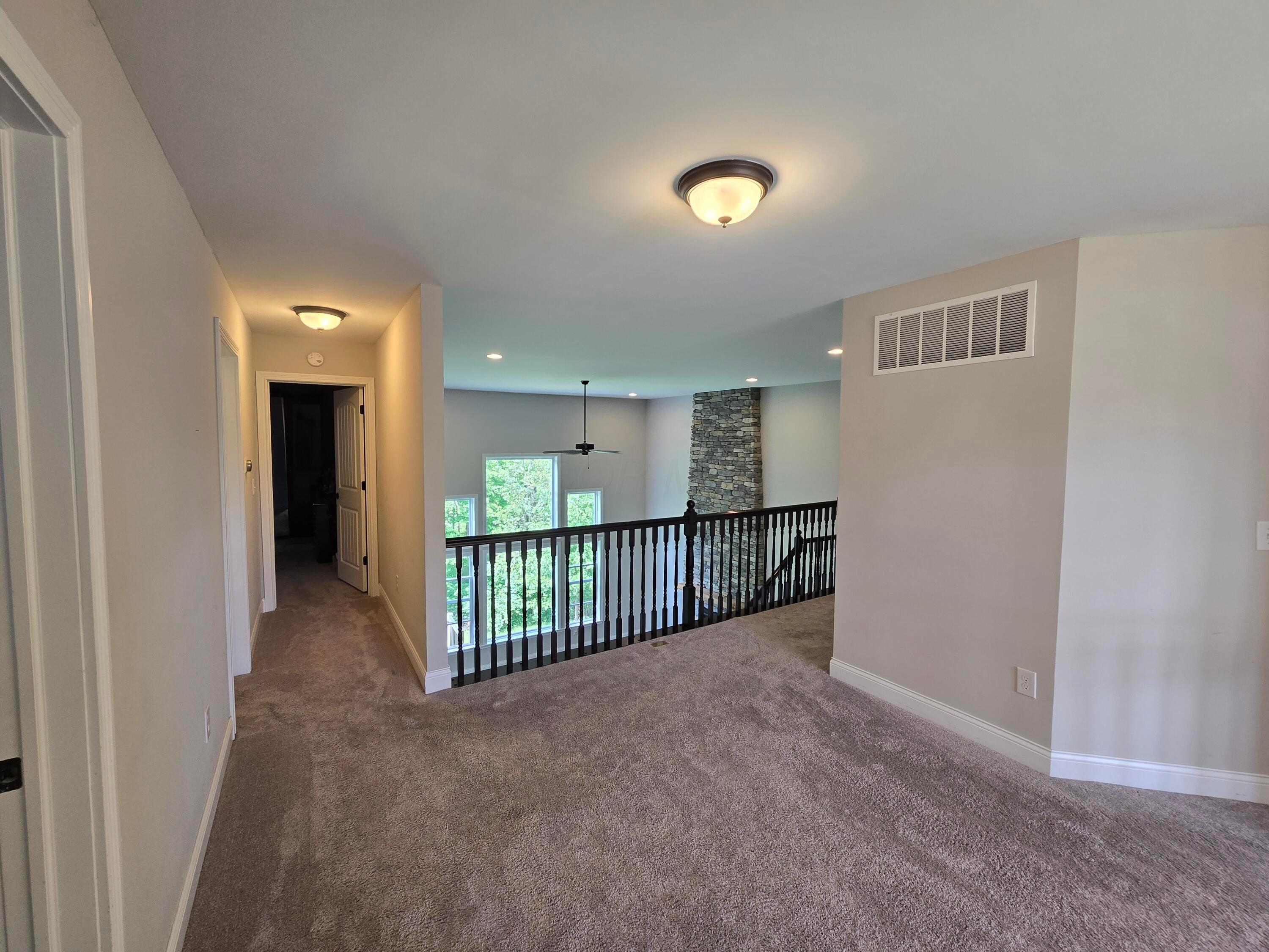 819 Kelburn Lane Property Photo 103
