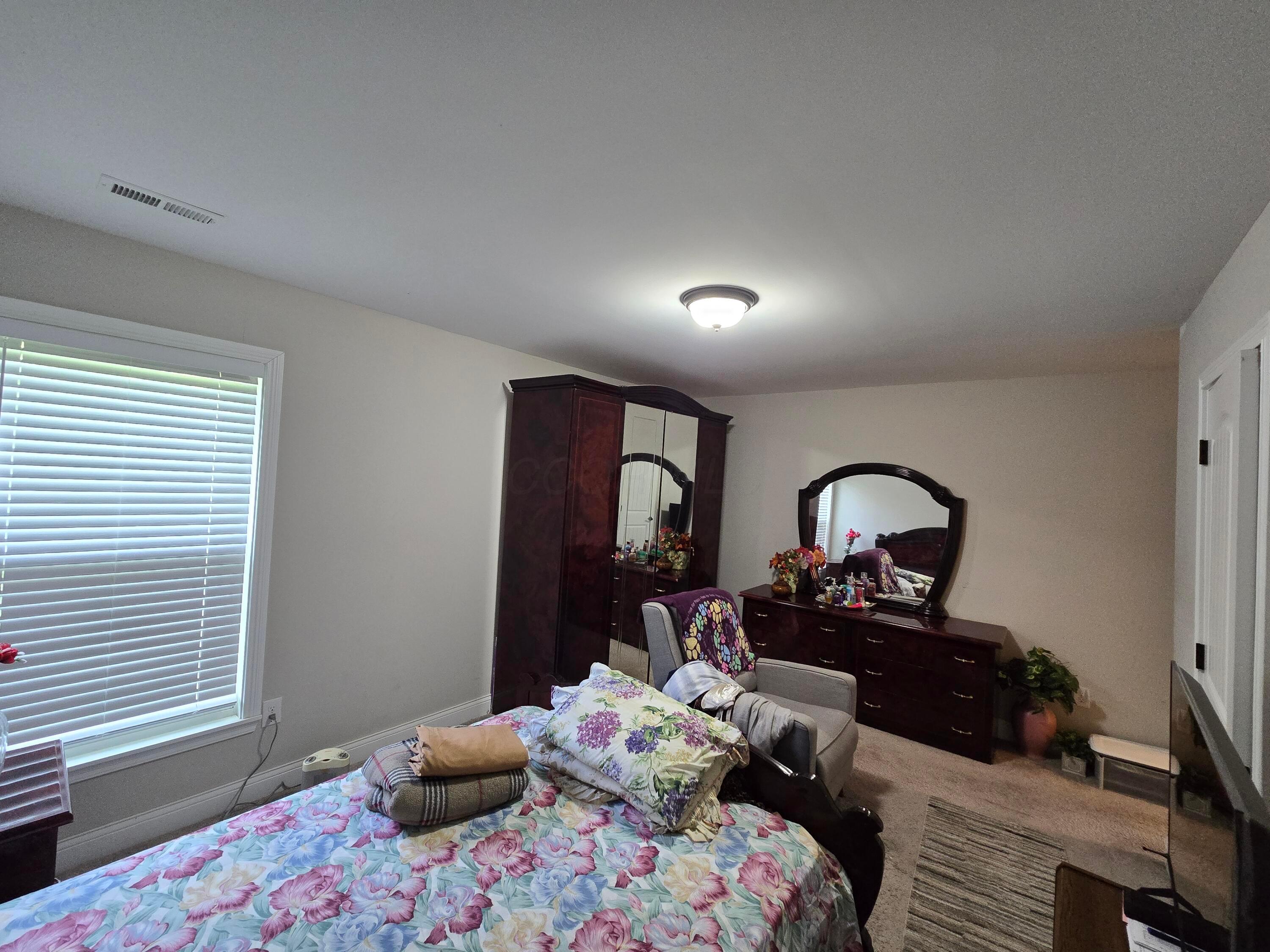 819 Kelburn Lane Property Photo 112