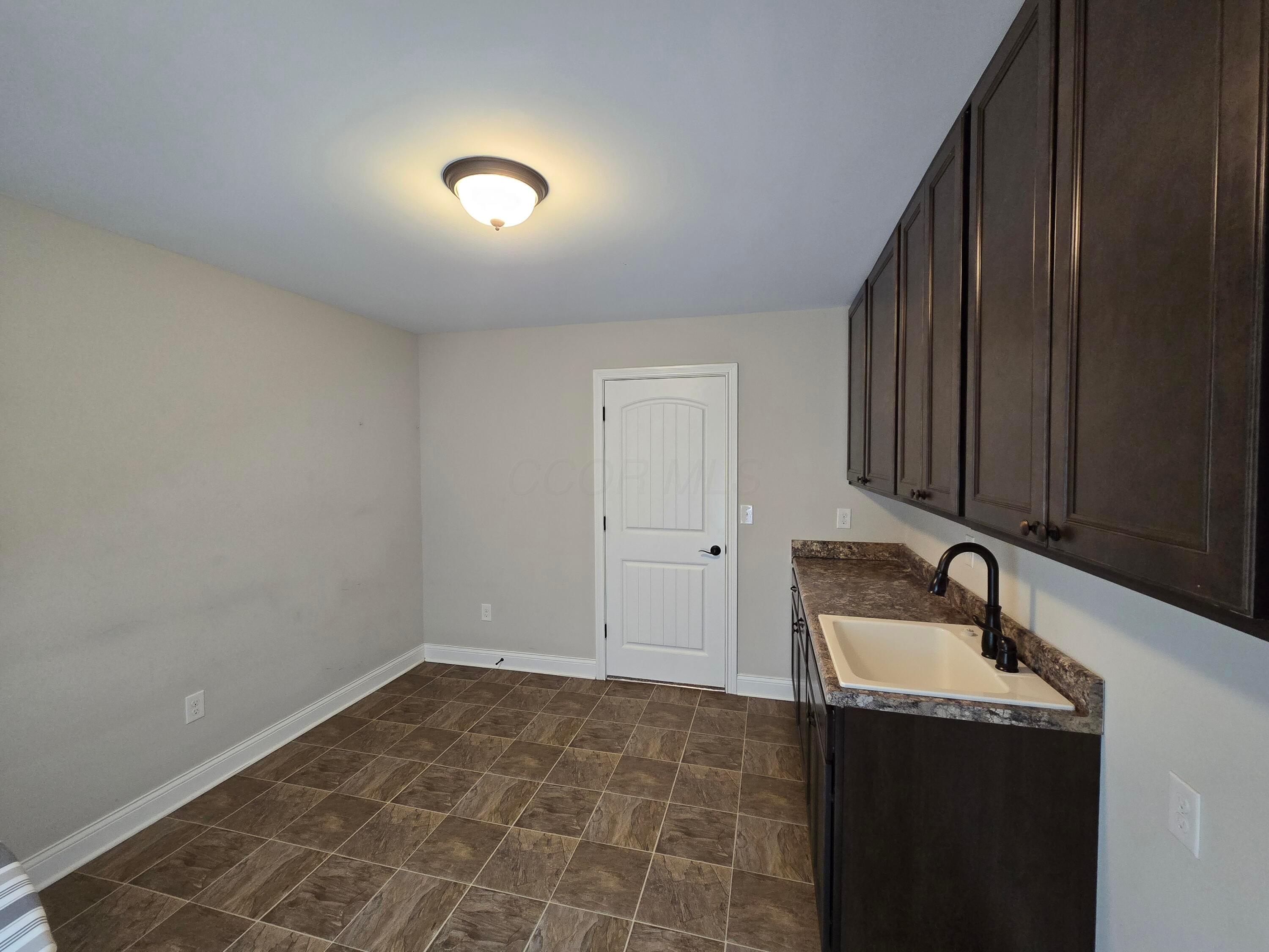 819 Kelburn Lane Property Photo 115