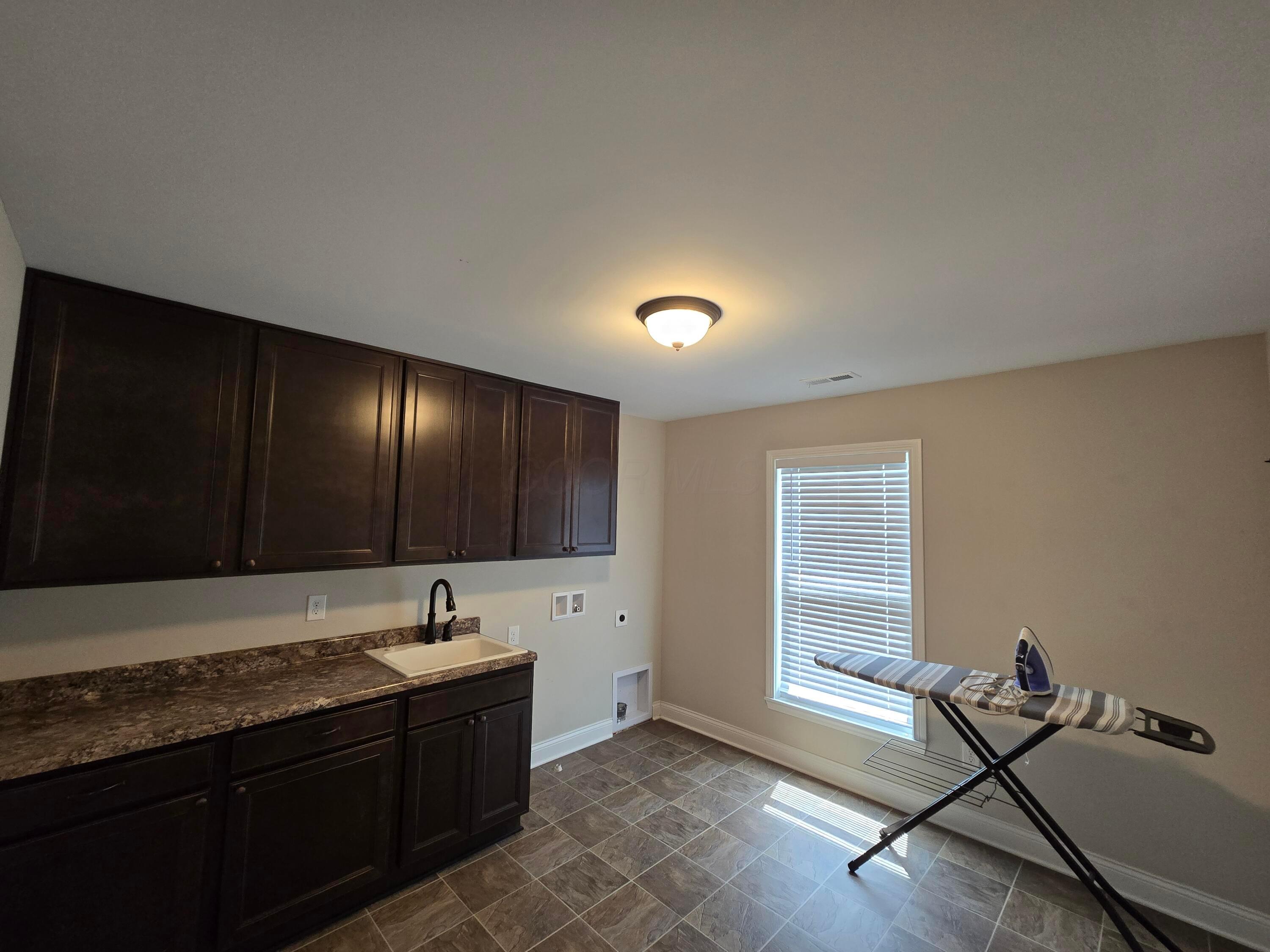 819 Kelburn Lane Property Photo 117