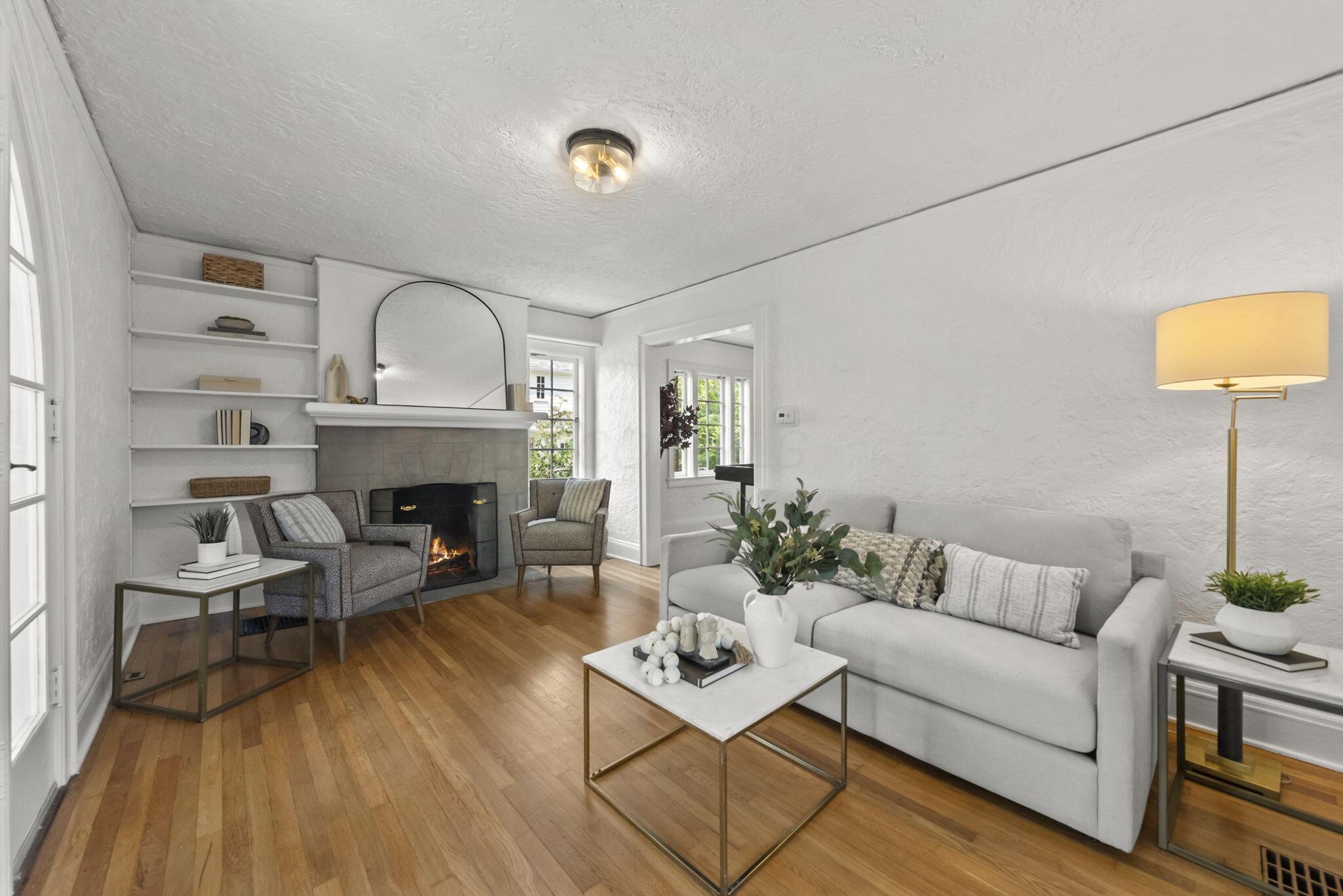 1875 Roxbury Road Property Photo 8