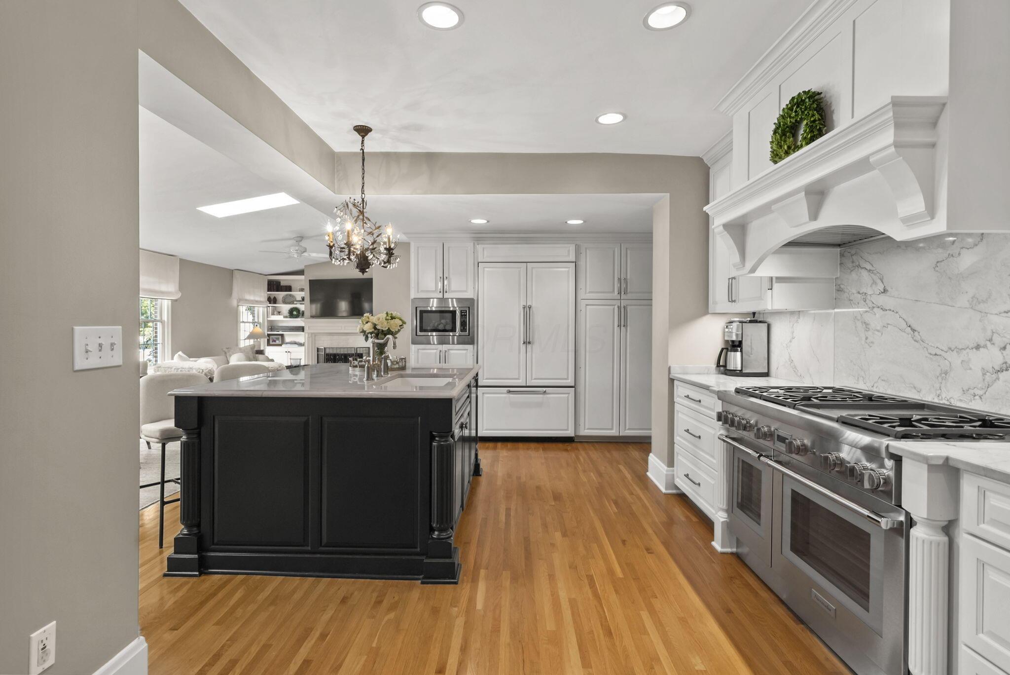 1875 Roxbury Road Property Photo 31
