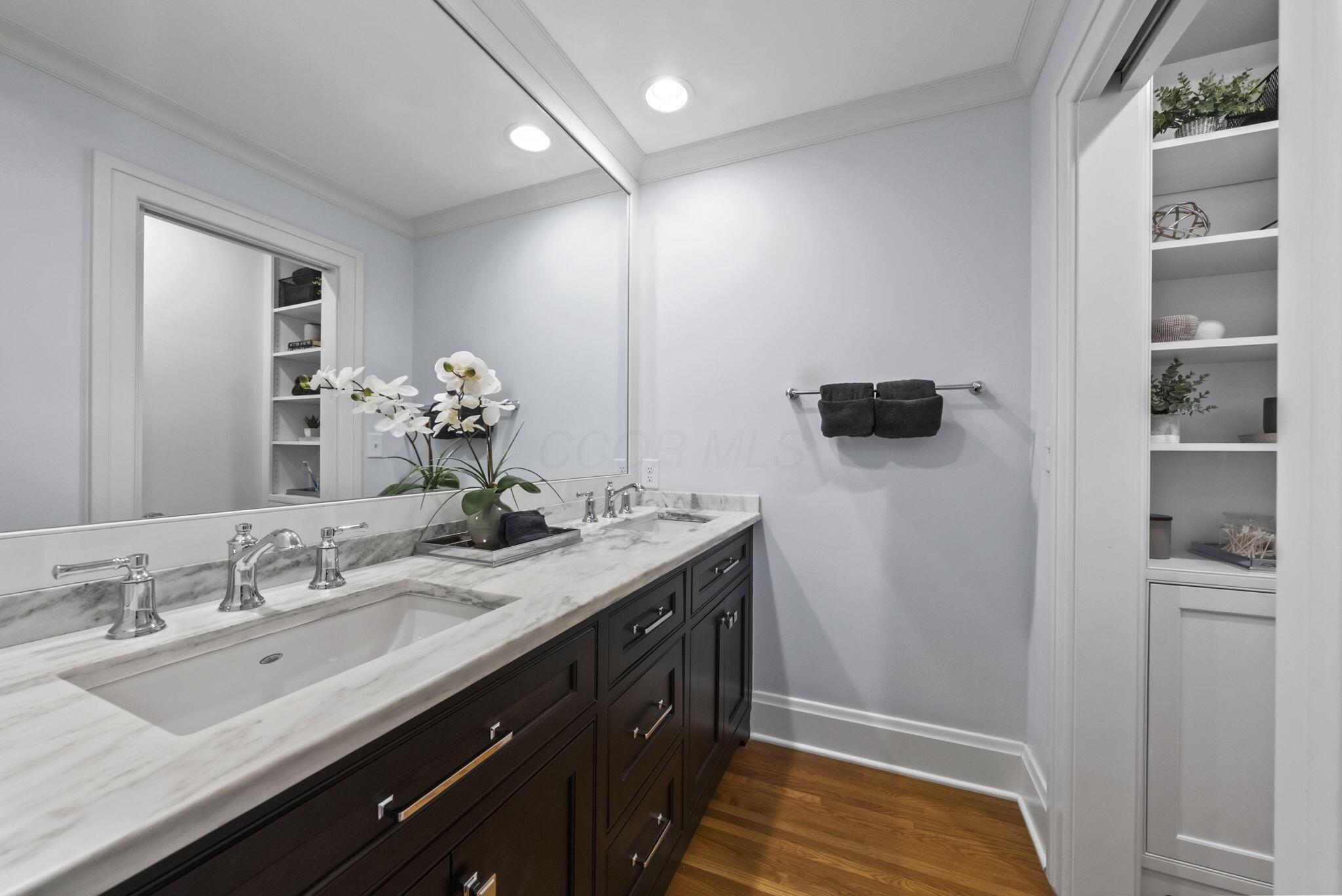 1875 Roxbury Road Property Photo 47