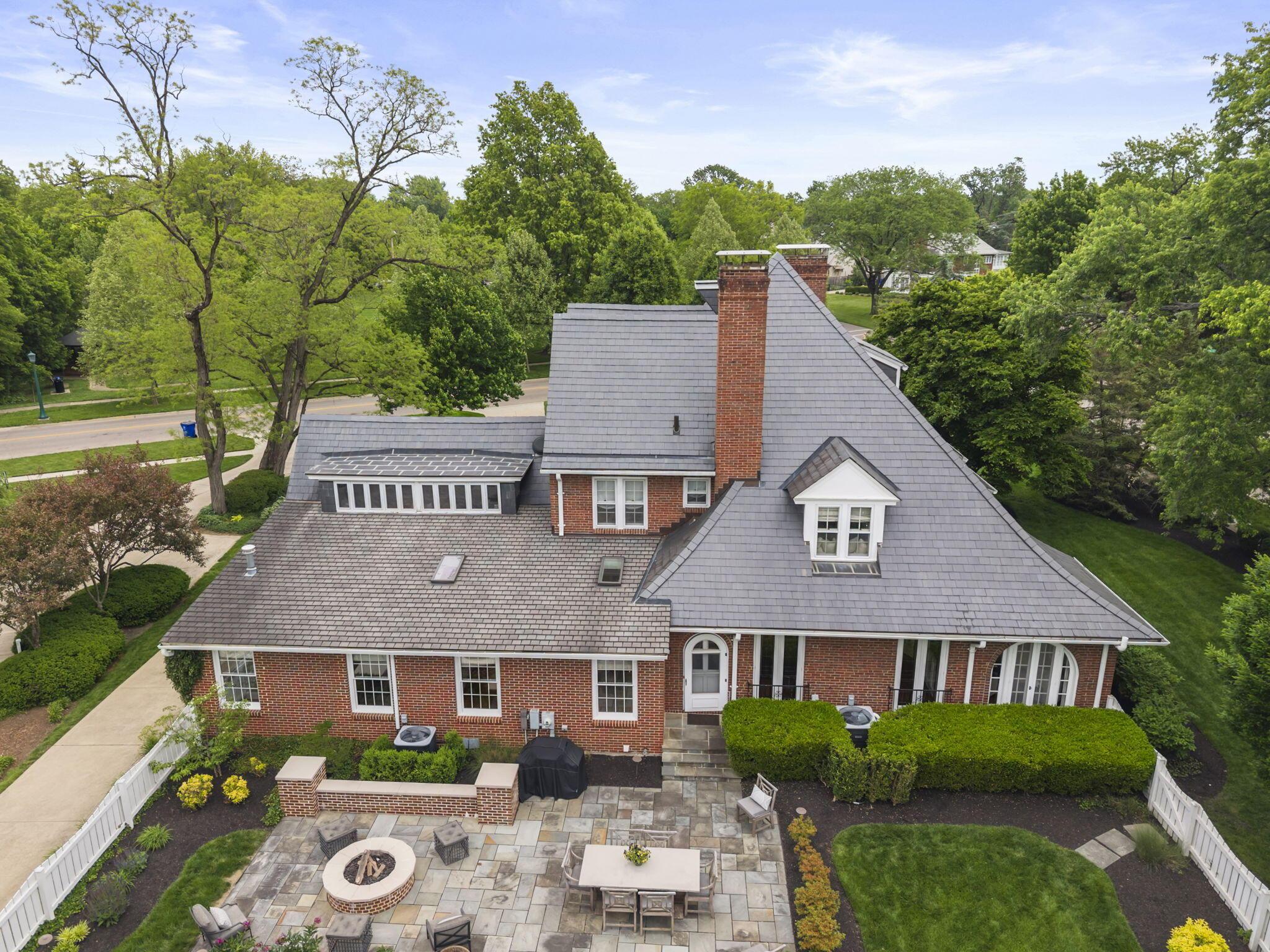 1875 Roxbury Road Property Photo 66