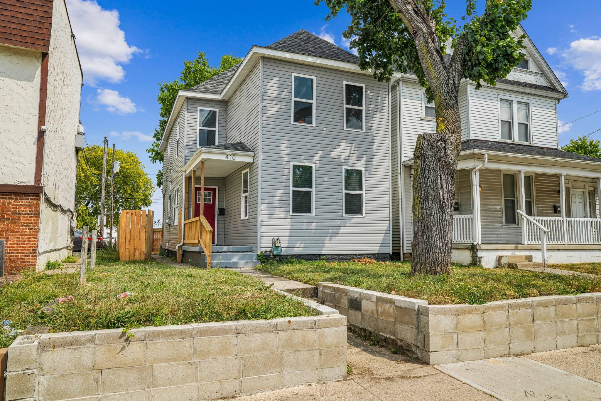 410 S Central Avenue Property Photo 3