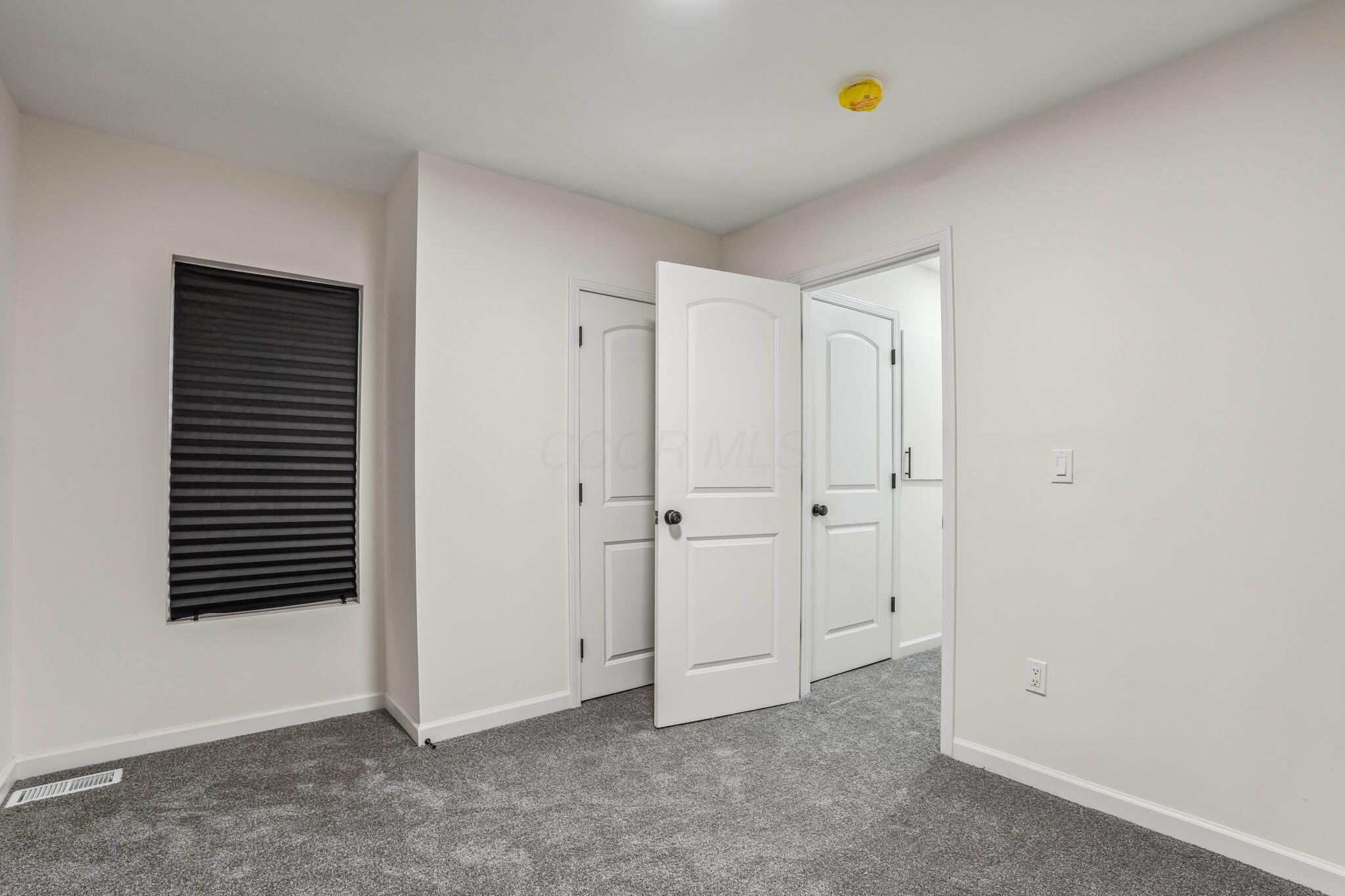 410 S Central Avenue Property Photo 36
