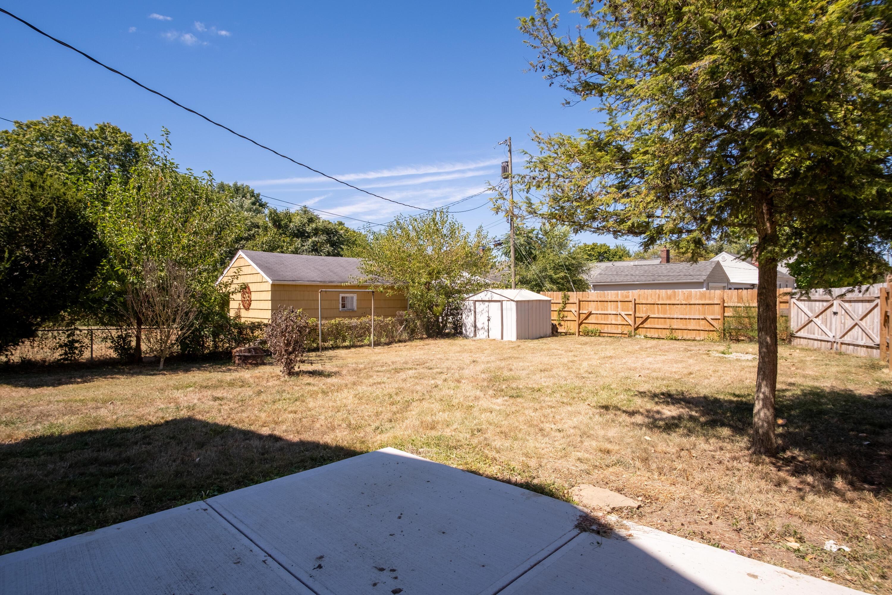 578 E Tulane Road Property Photo 25