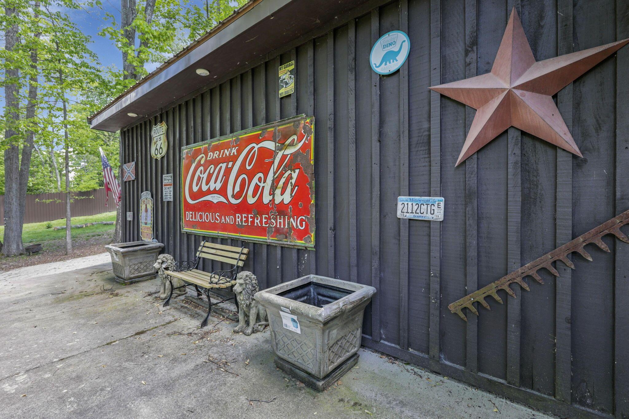 61080 Bolar Road Property Photo 7