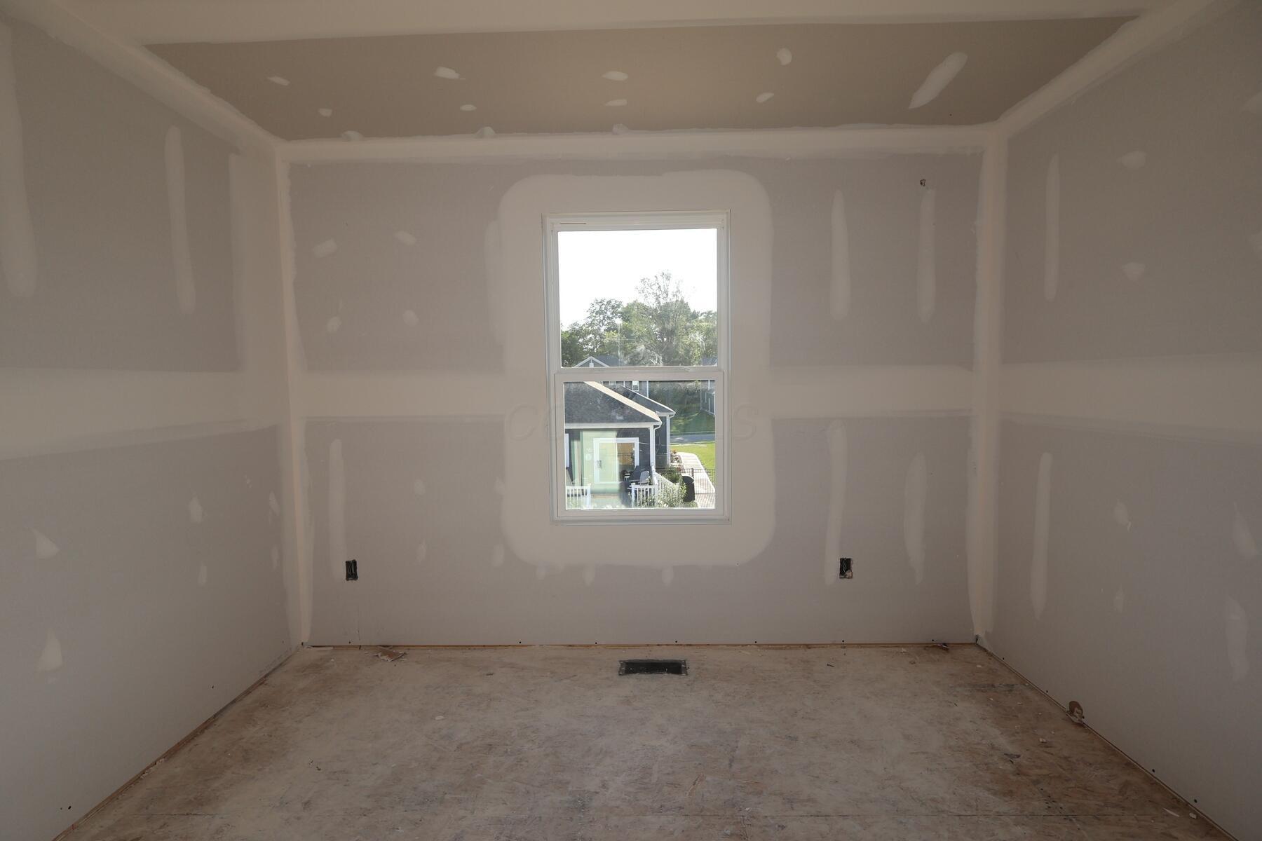 316 Reign Way Property Photo 8