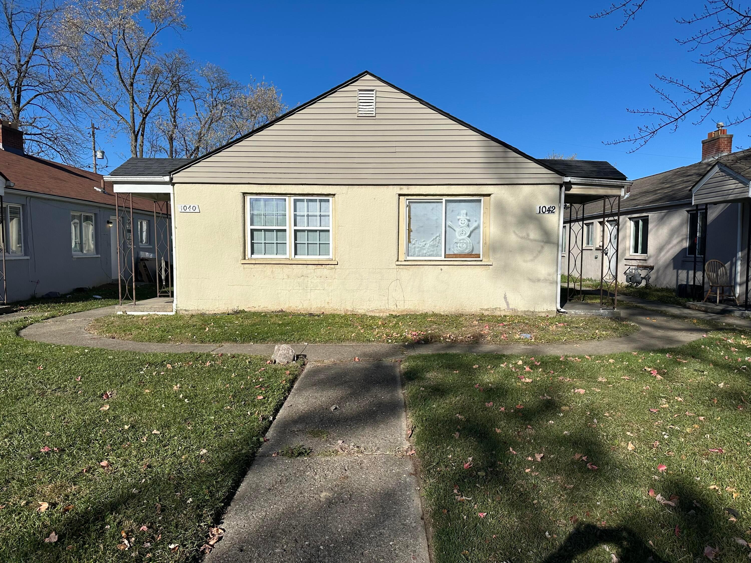 1040-1042 Loretta Avenue Property Photo 1