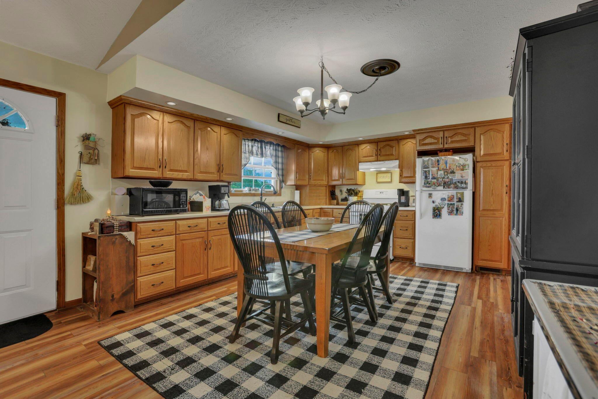 4360 Oh-37 Property Photo 7