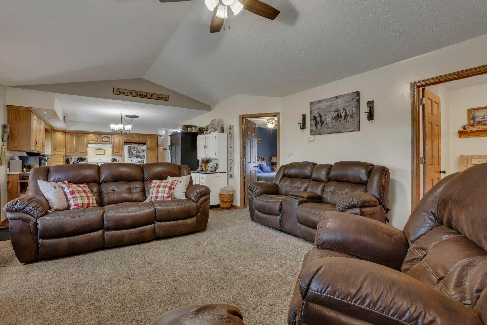 4360 Oh-37 Property Photo 8
