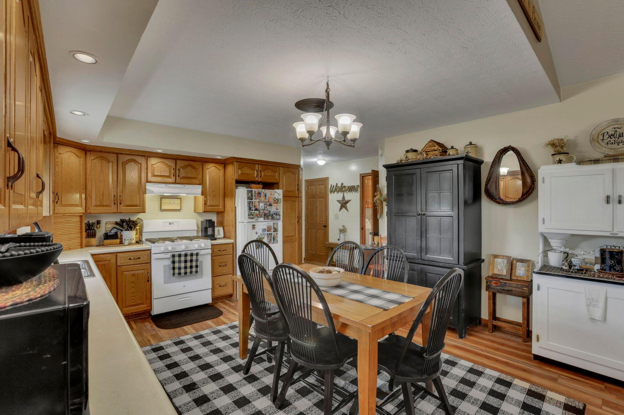 4360 Oh-37 Property Photo 15