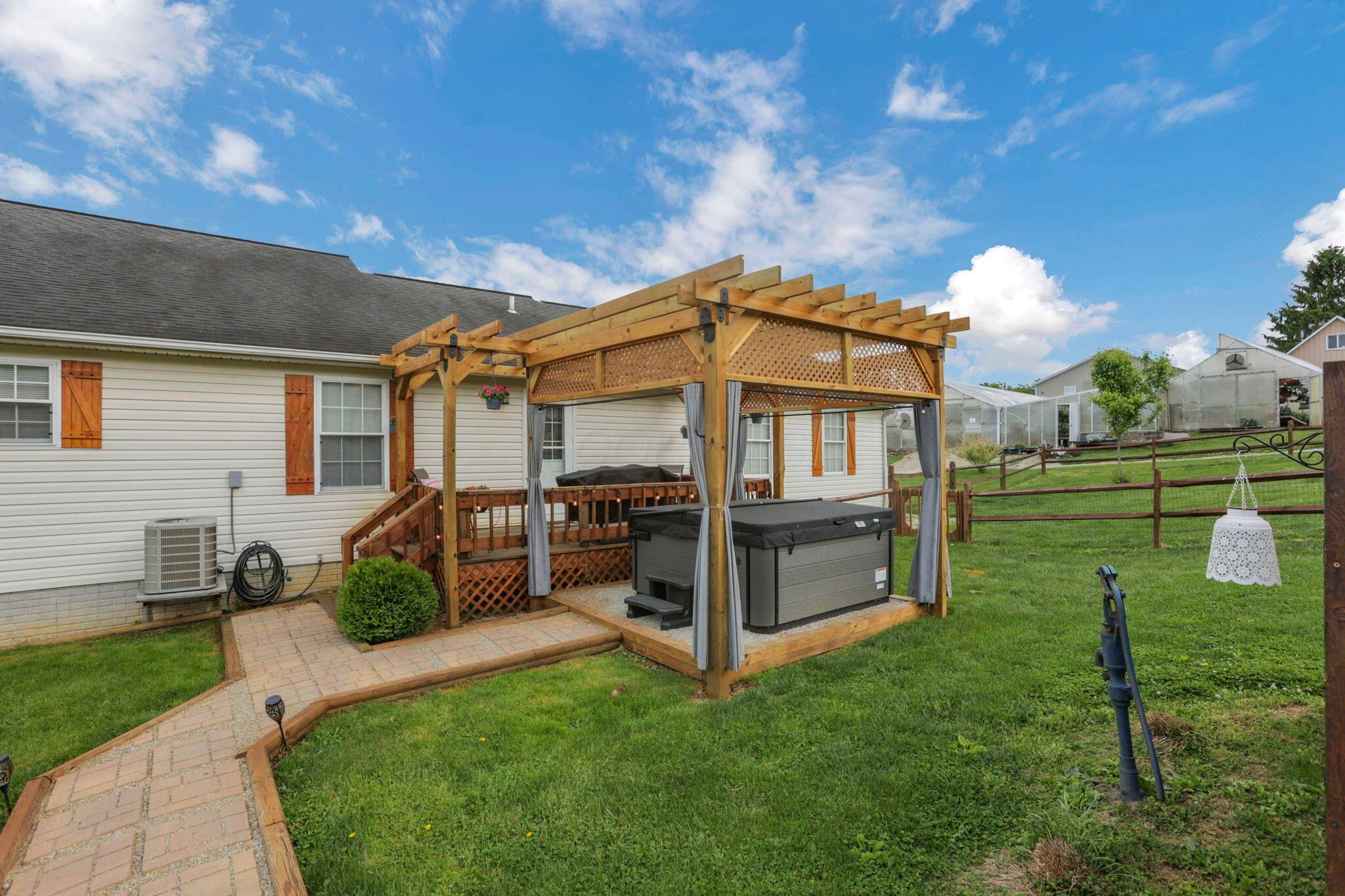 4360 Oh-37 Property Photo 44