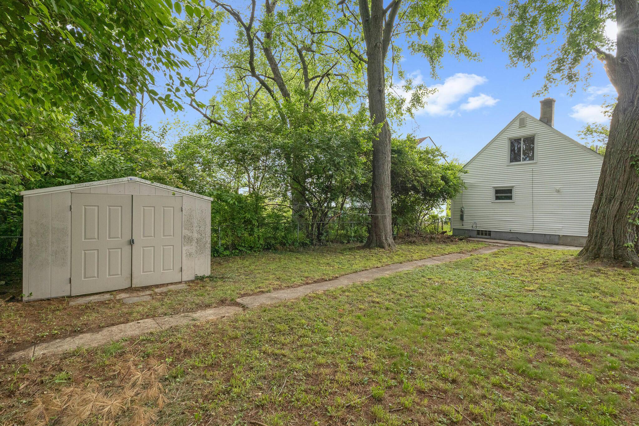 801 N Drexel Avenue Property Photo 18