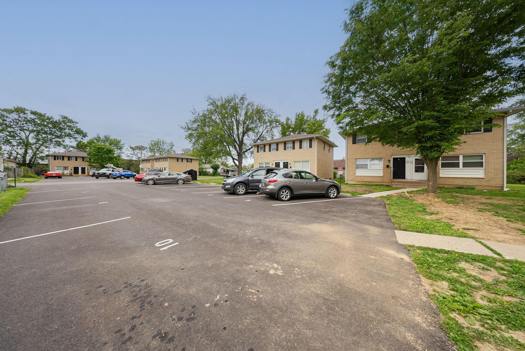 226017433 Property Photo 4