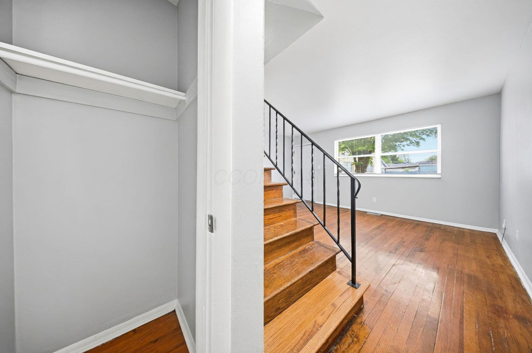226017433 Property Photo 22